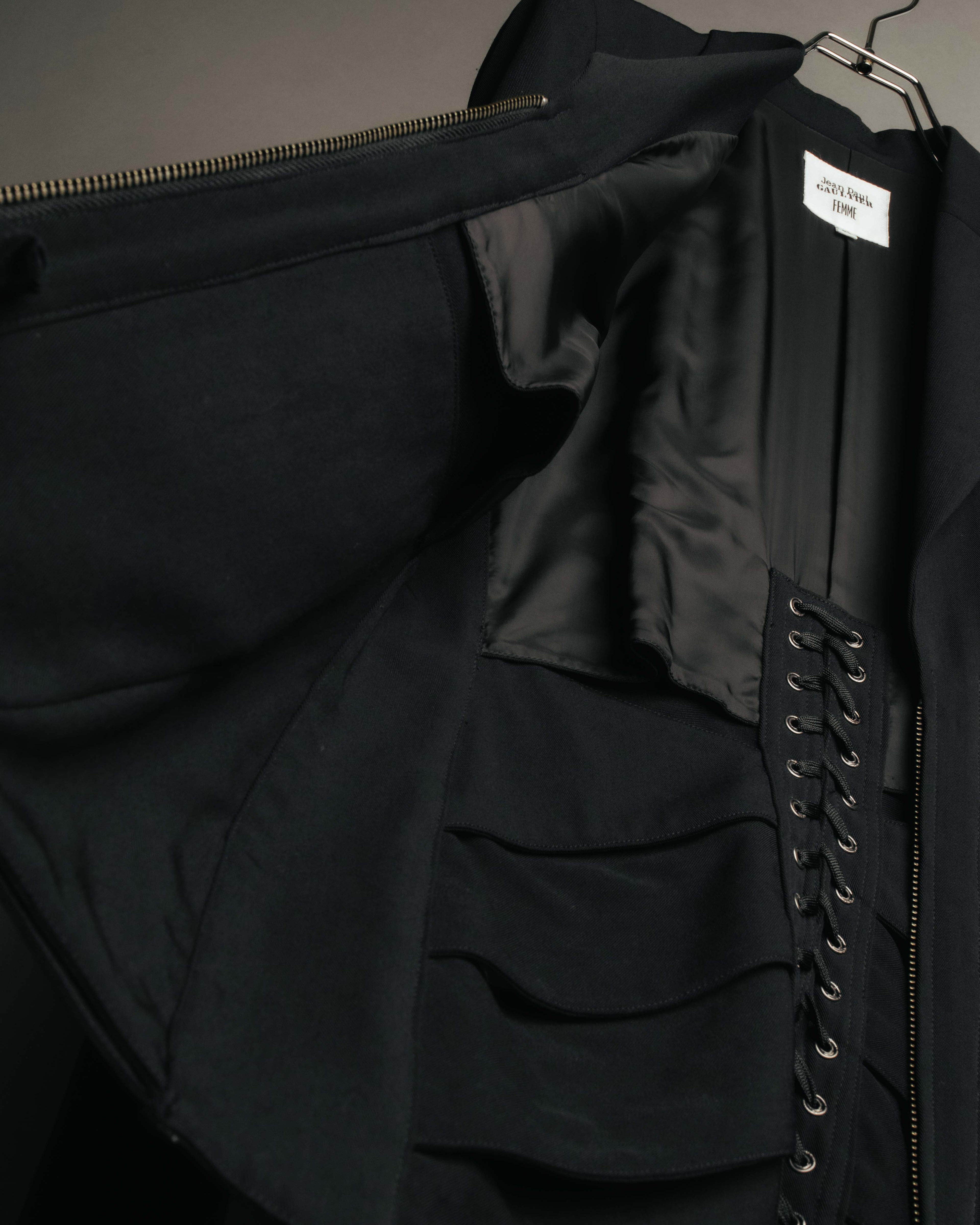 -SPECIAL- “Jean Paul GAULTIER FEMME” 2005-2011 Corset lace-up tailored zip jacket
