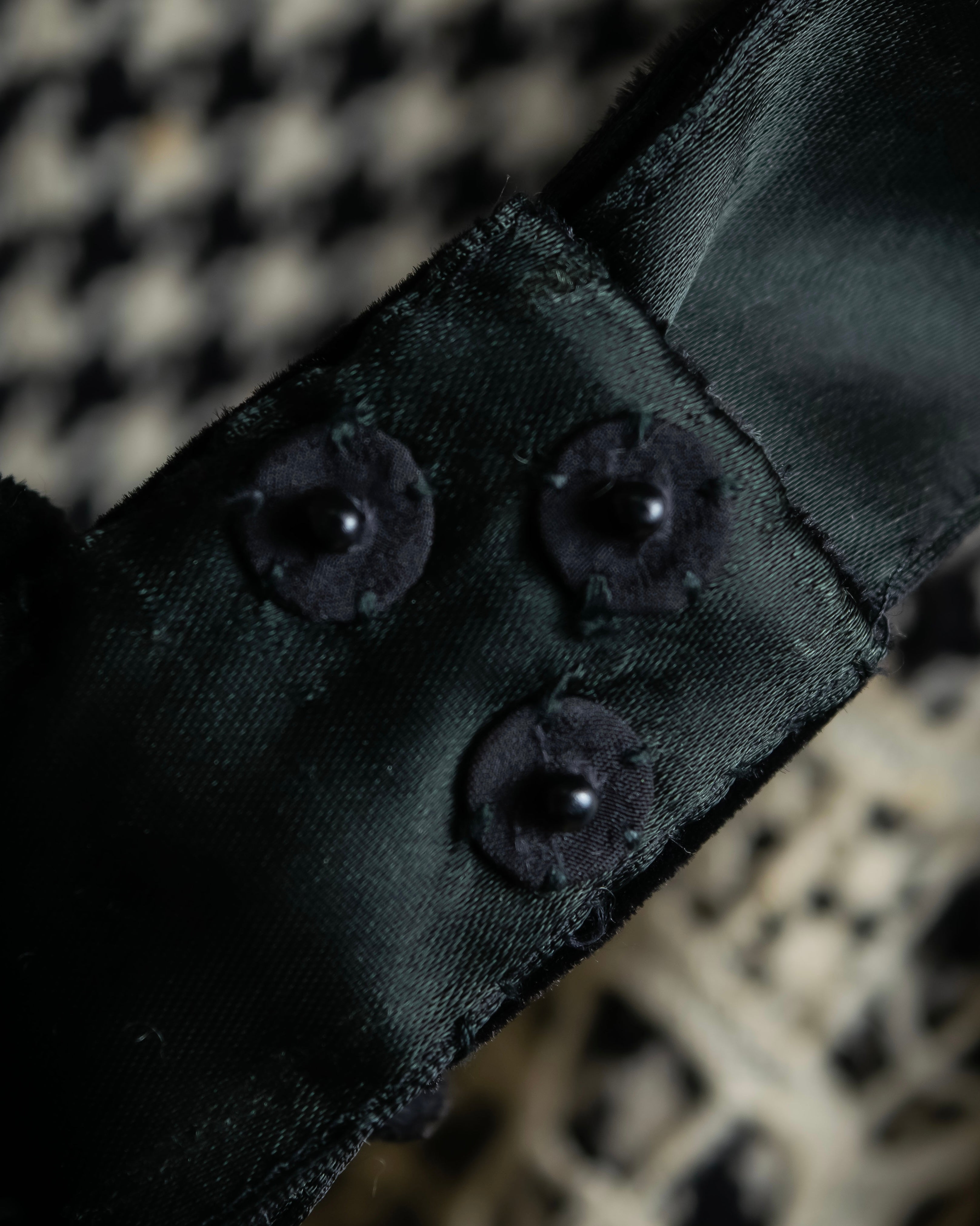 "Valentino Garavani" Houndstooth pattern lace velvet design set up