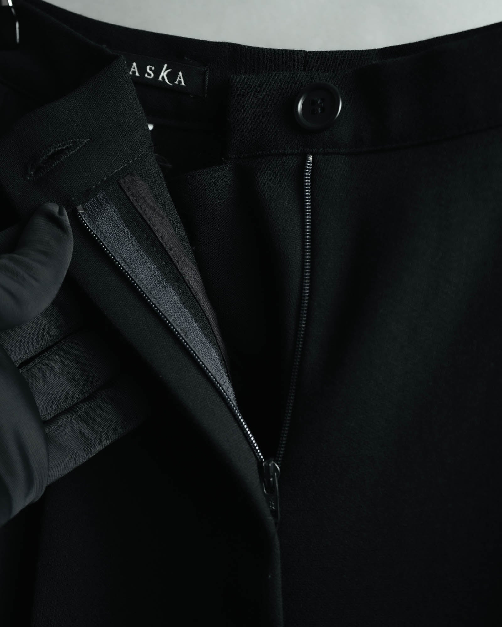 -MOOD MILLÉSIMES- 80’s-90’s black wool intuck wide trousers