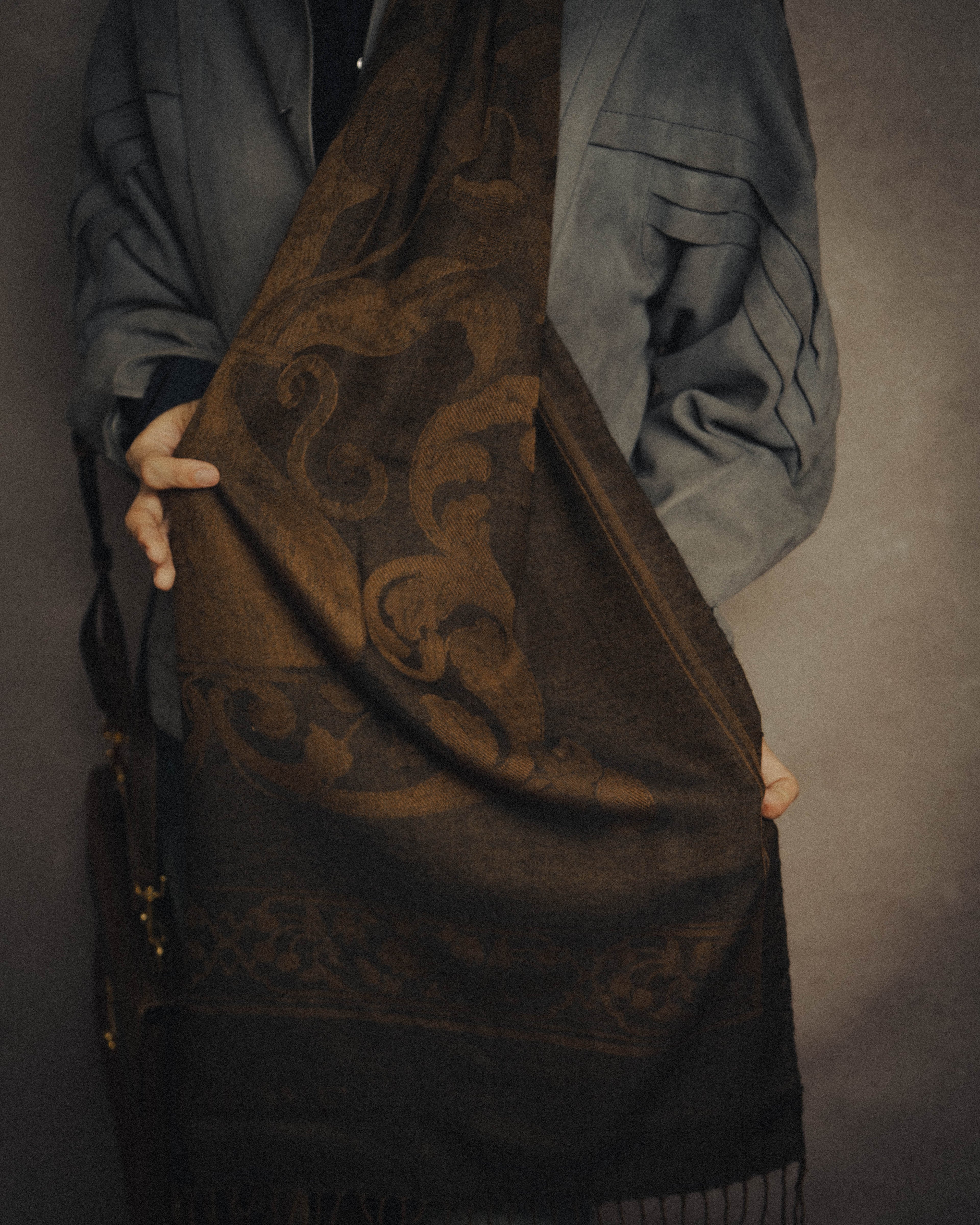 -SPECIAL- “LOEWE” 90’s-00’s Botanical anagram jacquard fringe stole