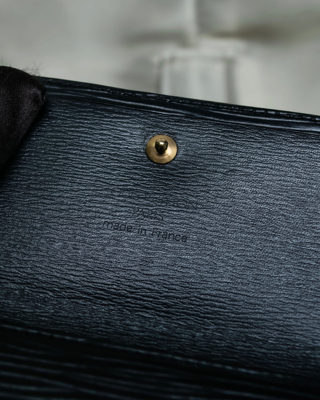 "Louis Vuitton" Horizontal Stripe Compact Leather Wallet