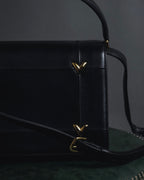 -SPECIAL- "VALENTINO GARAVANI" 90’s-00’s V corner hardware leather top handle bag