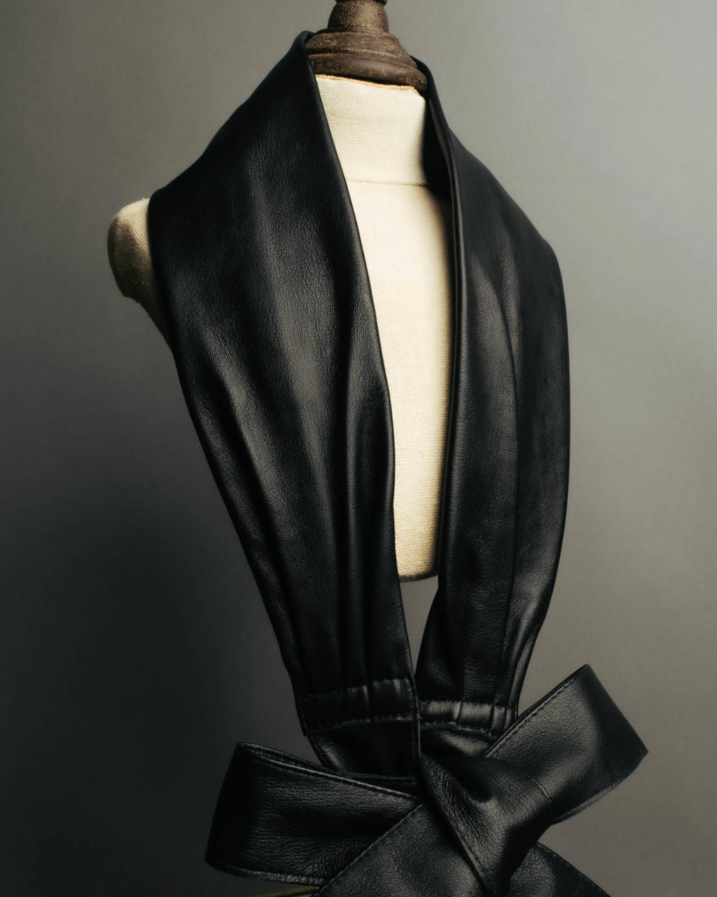 "HOXTON BOUTIQUE" 00's-10's Pebbled leather scarf belt