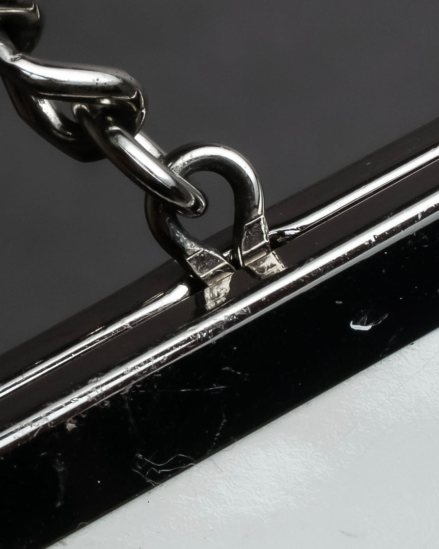 "YVES SAINT LAURENT" Clasp design chain shoulder patent leather bag