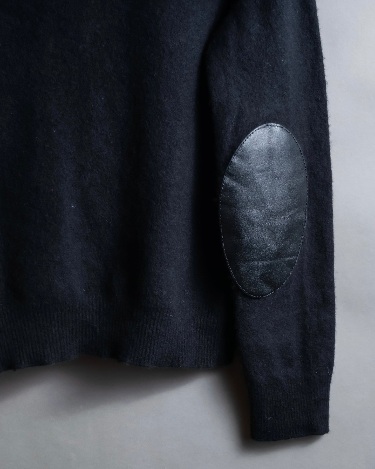 "MAISON MARGIELA" Leather elbow patch design wool knit