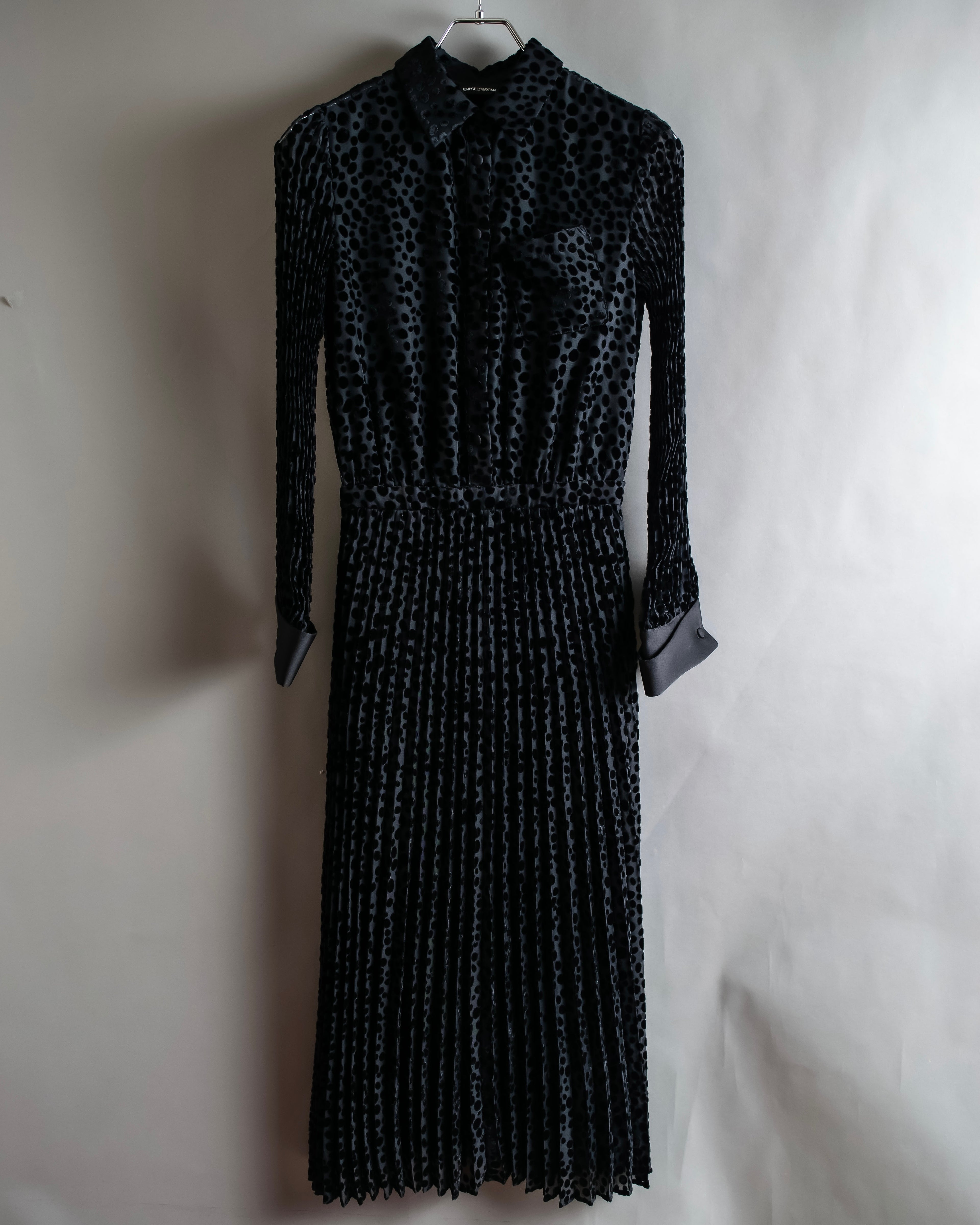 "EMPORIO ARMANI" Velvet dot beautiful pleated dress