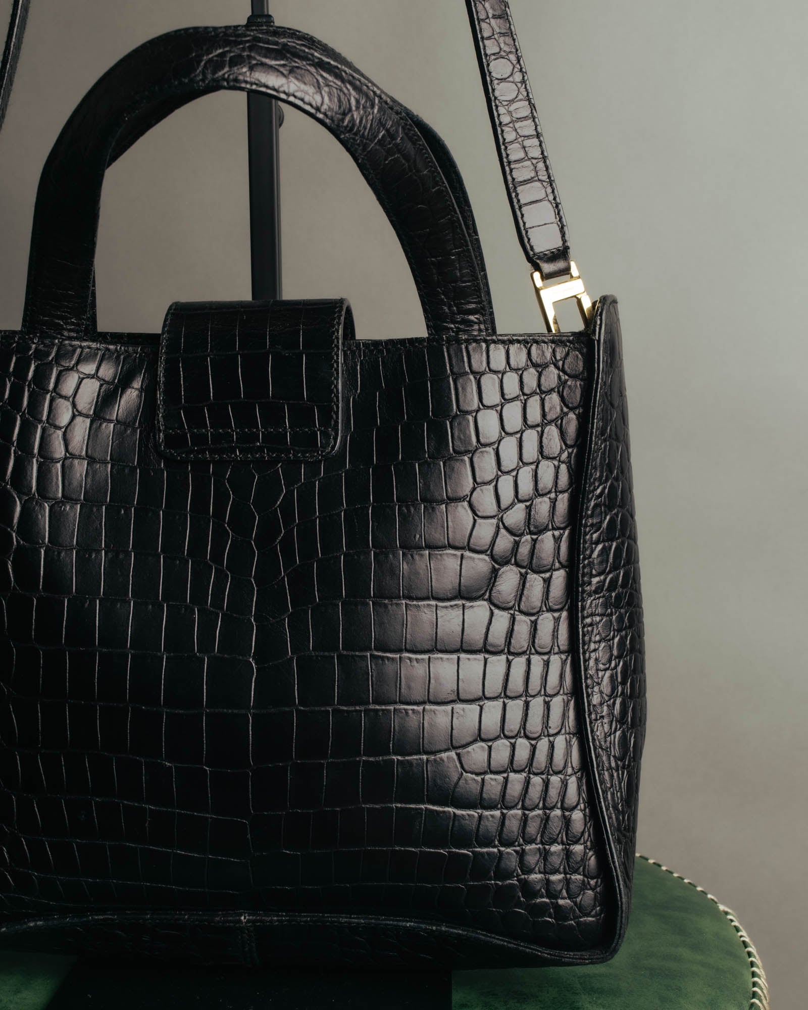 "Salvatore Ferragamo" 90's-00's Croc embossed leather shoulder bag