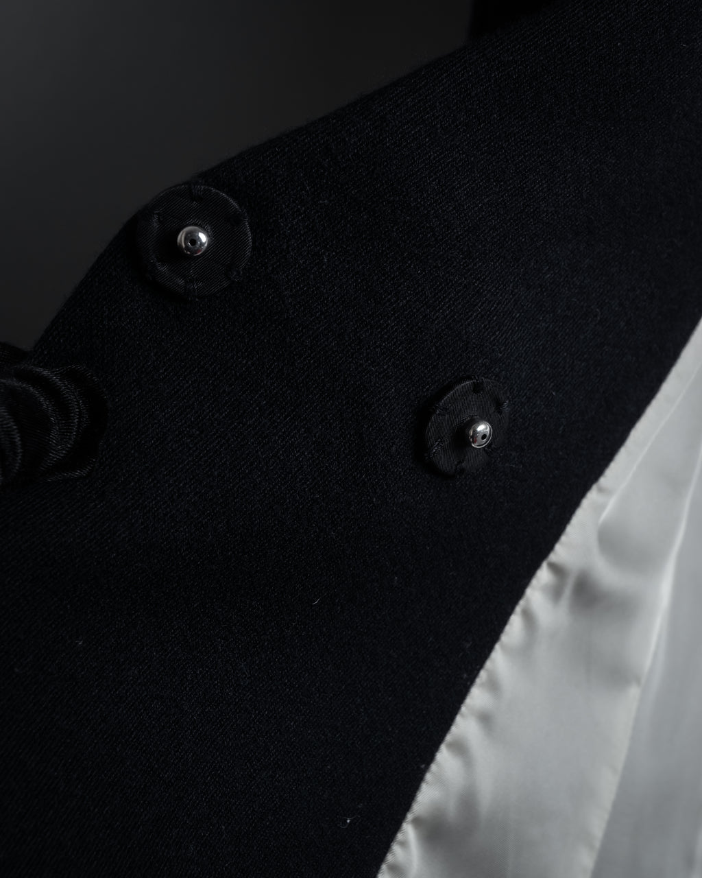 “KEITA MARUYAMA” Floral appliqué one-button chelsea coat