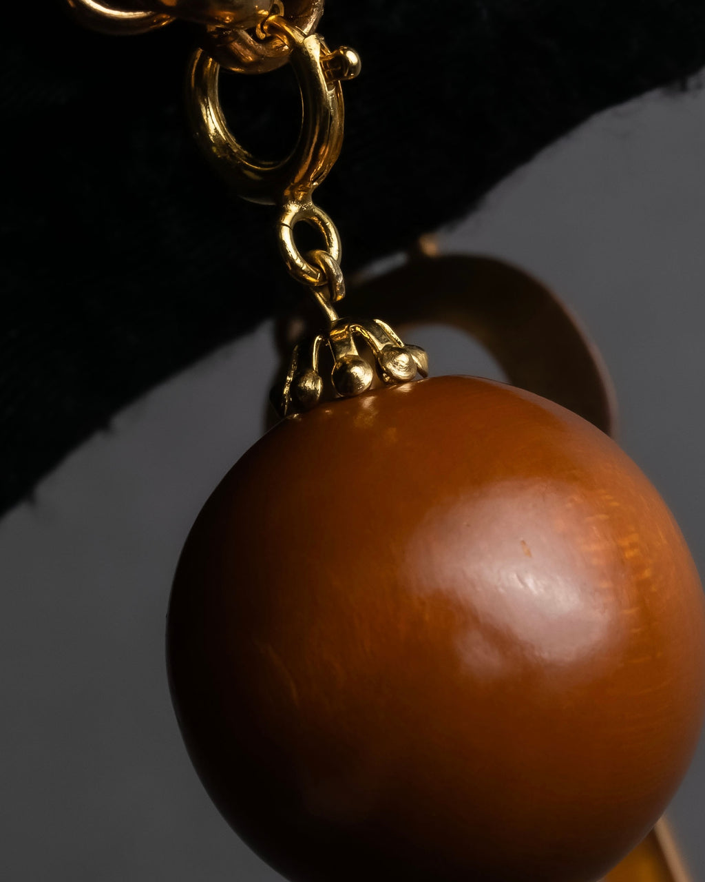 "YVES SAINT LAURENT" LOVE typography &amp; Cassandra motif design bracelet