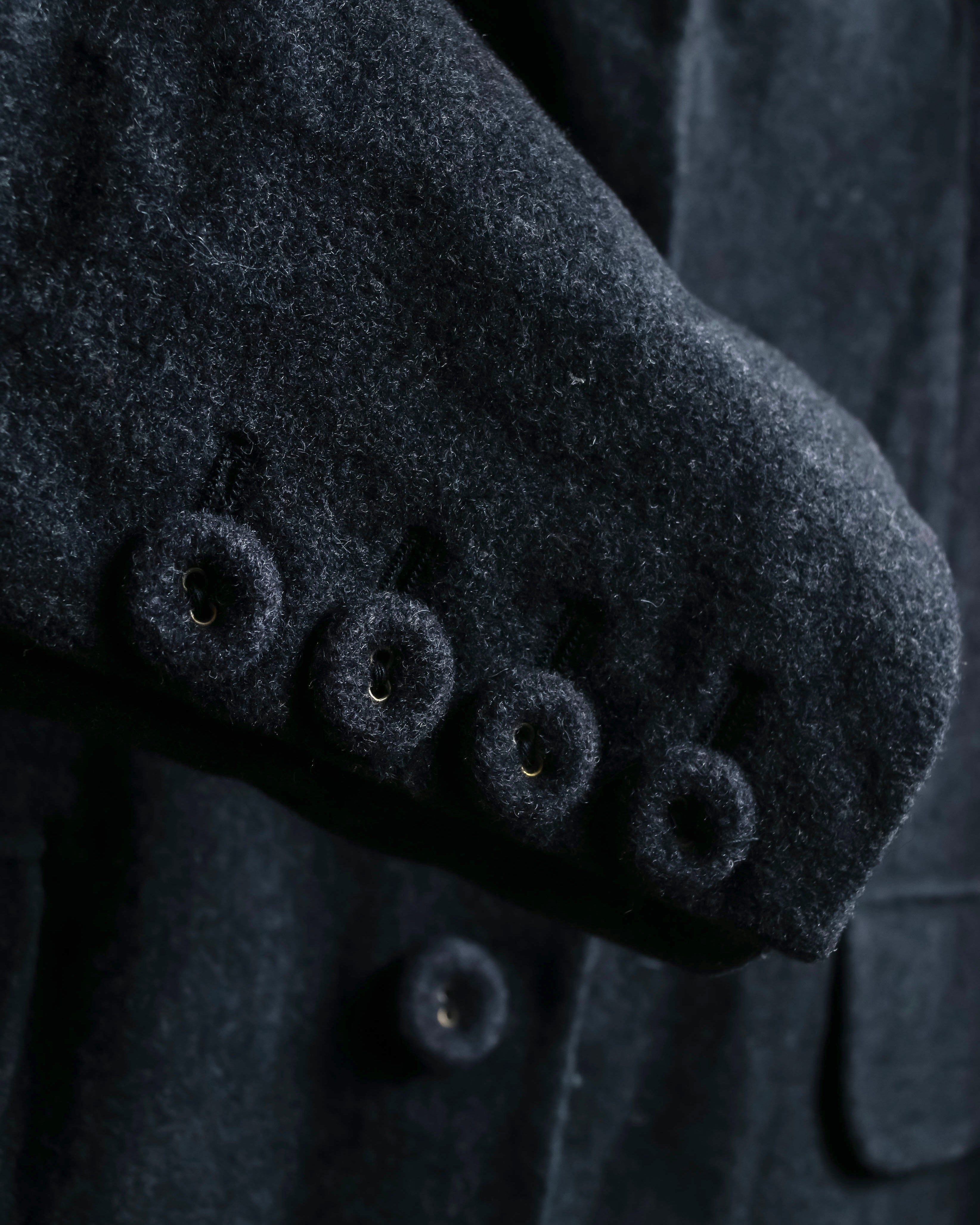 "JEAN PAUL GAULTIER FEMME"
Peaked drape beautiful shape tailored jacket