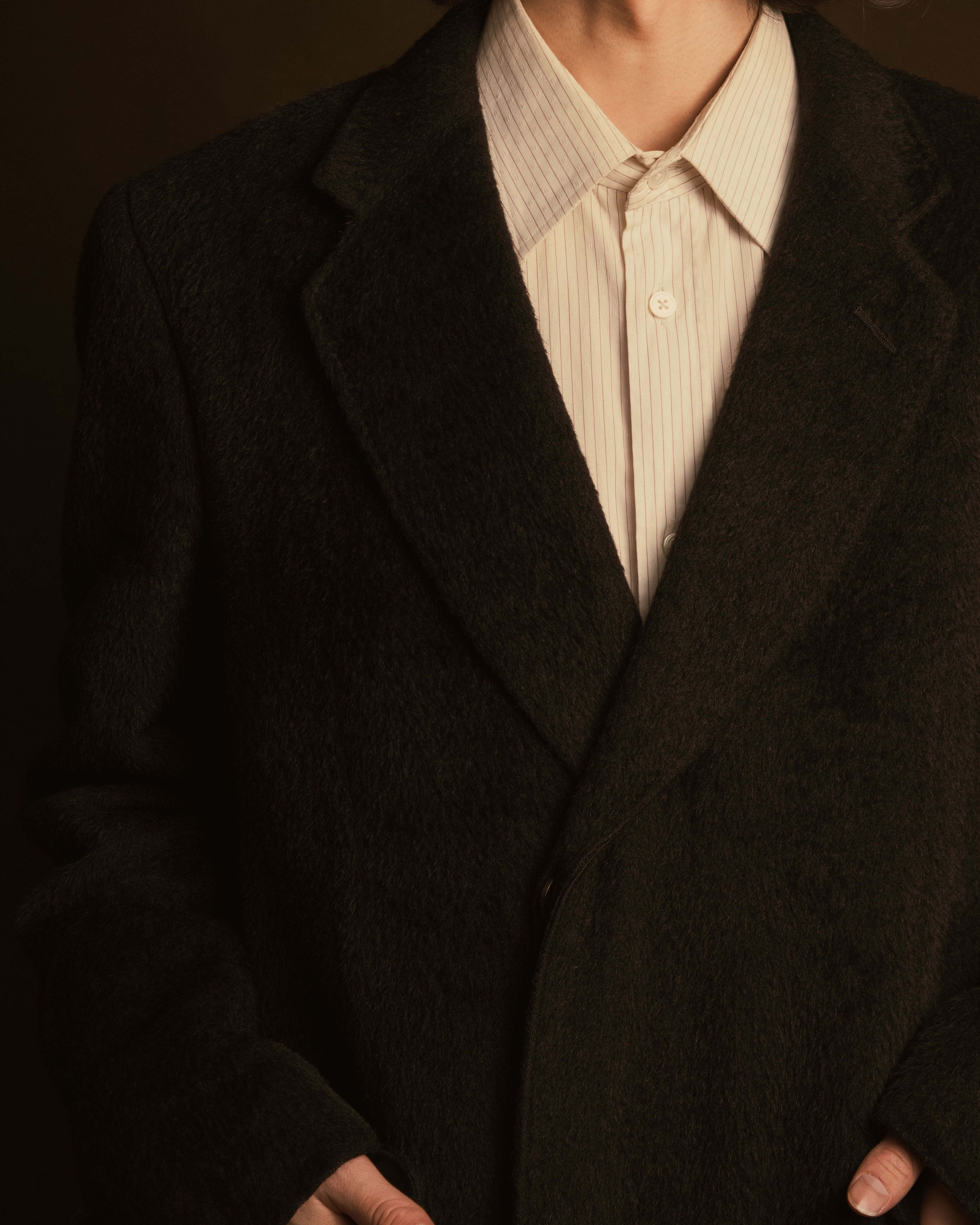 –SPECIAL– "GUCCI" 09-12’s Classically tailored llama-blend Chesterfield coat