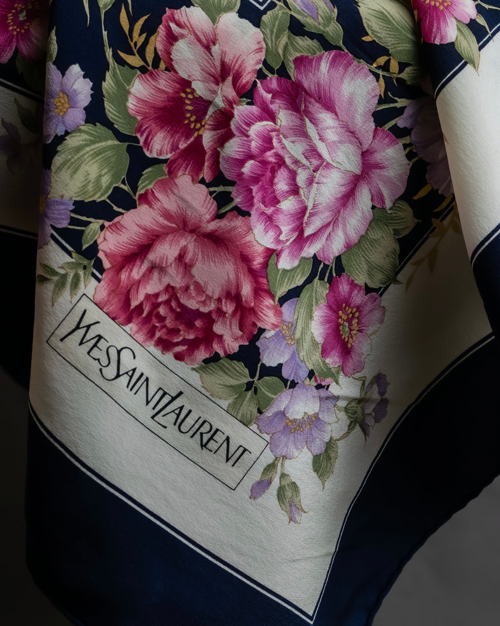 "YVES SAINT LAURENT" Peony small flower bouquet pattern silk scarf