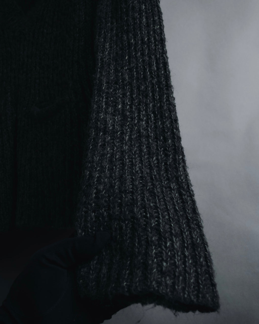 "THE ORIGINAL ARIZONA JEAN COMPANY" 00’s Deep v ribbed belted pocket knit