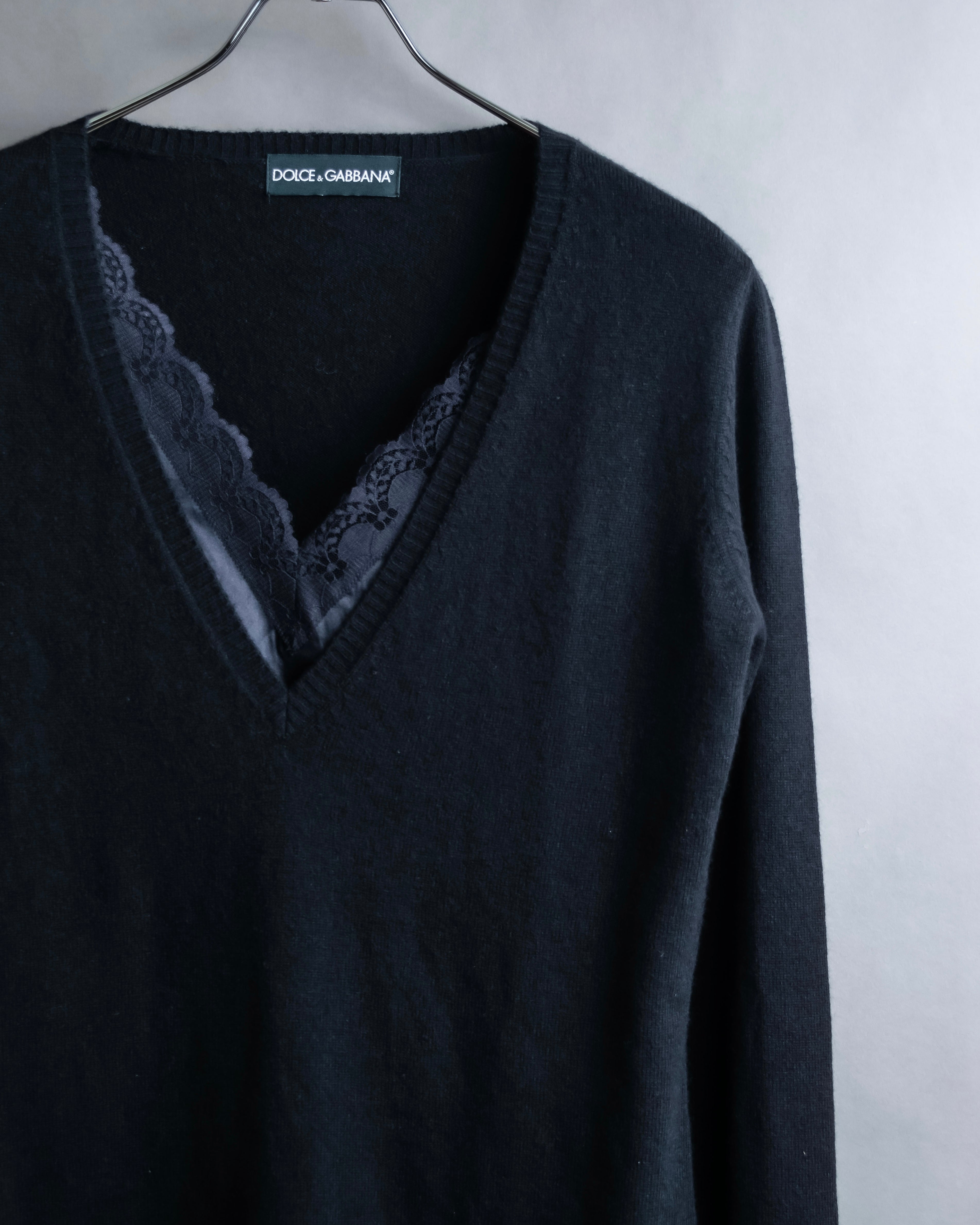 "DOLCE & GABBANA" Lace layered design V-neck knit
