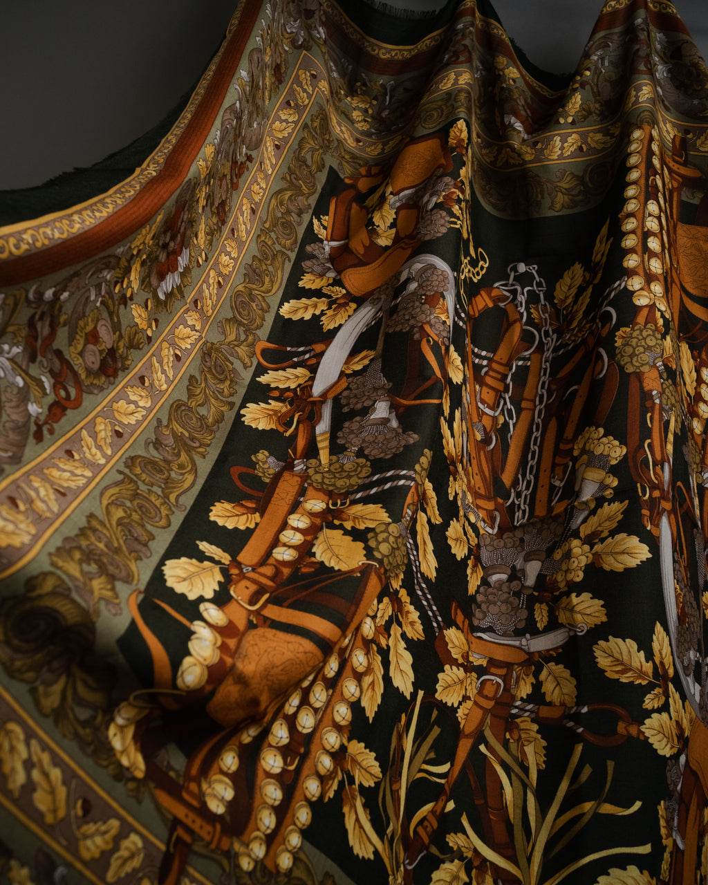 “LOEWE” 90’s–00’s Equestrian motif wool silk fringe scarf