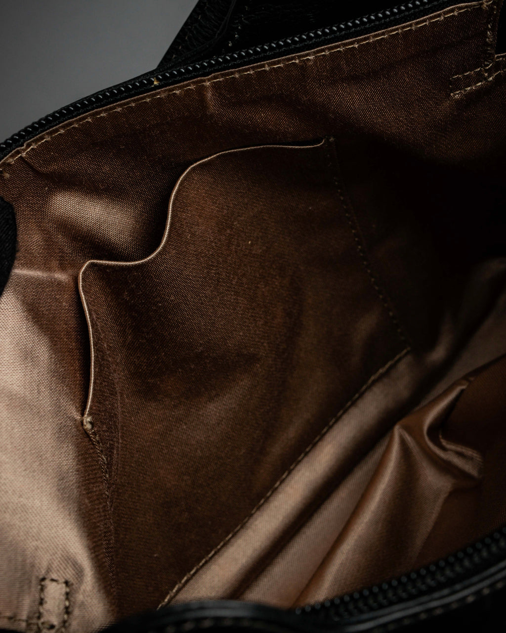 "Mila Schön" Horizontal minimalist metal fittings leather one-handle bag