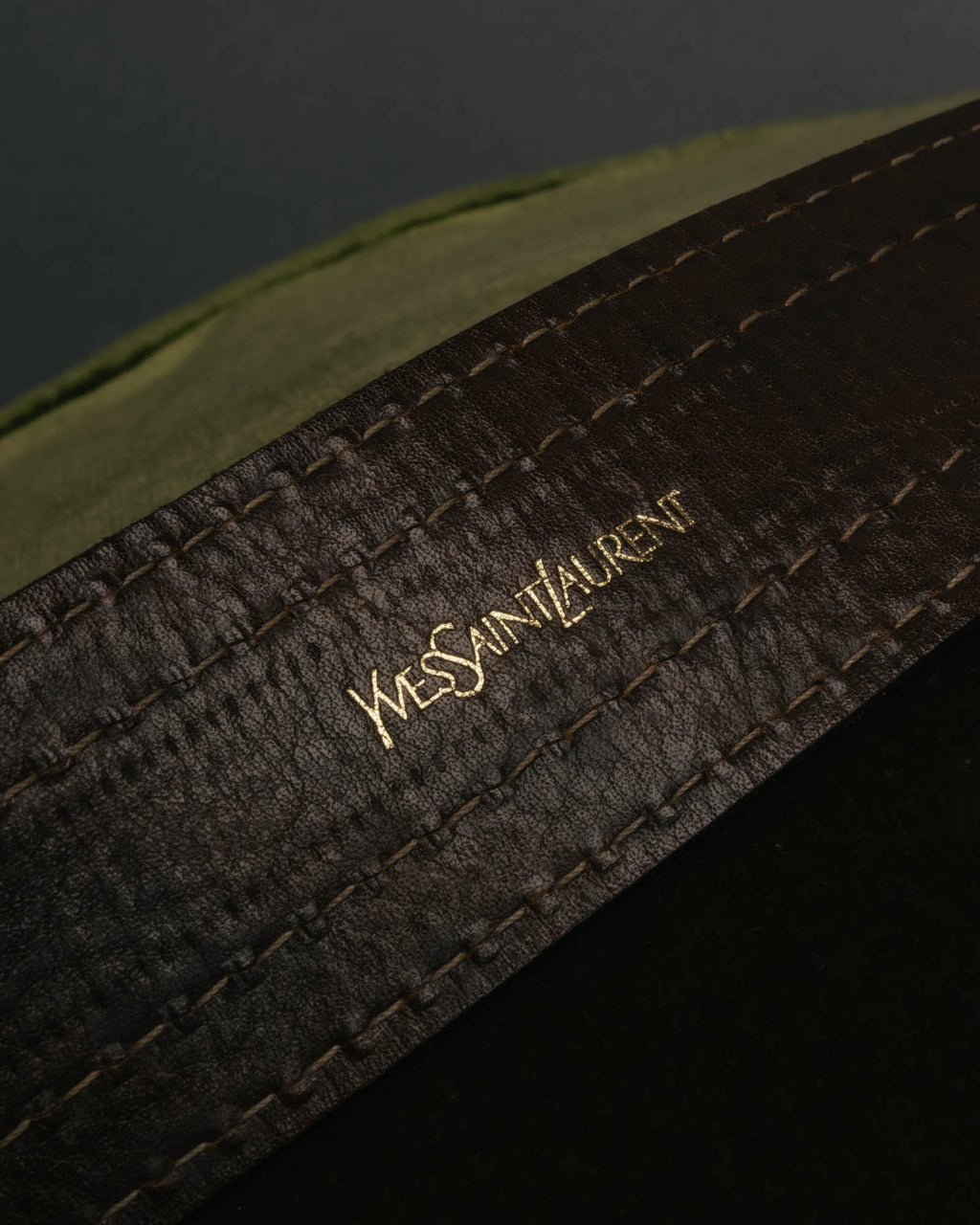 “Yves Saint Laurent” 00’s Wide eyelet leather belt