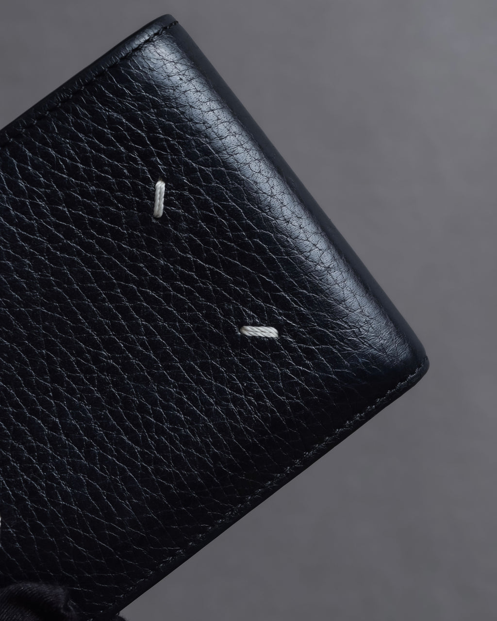 "MAISON MARGIELA" Grain texture leather snap wallet