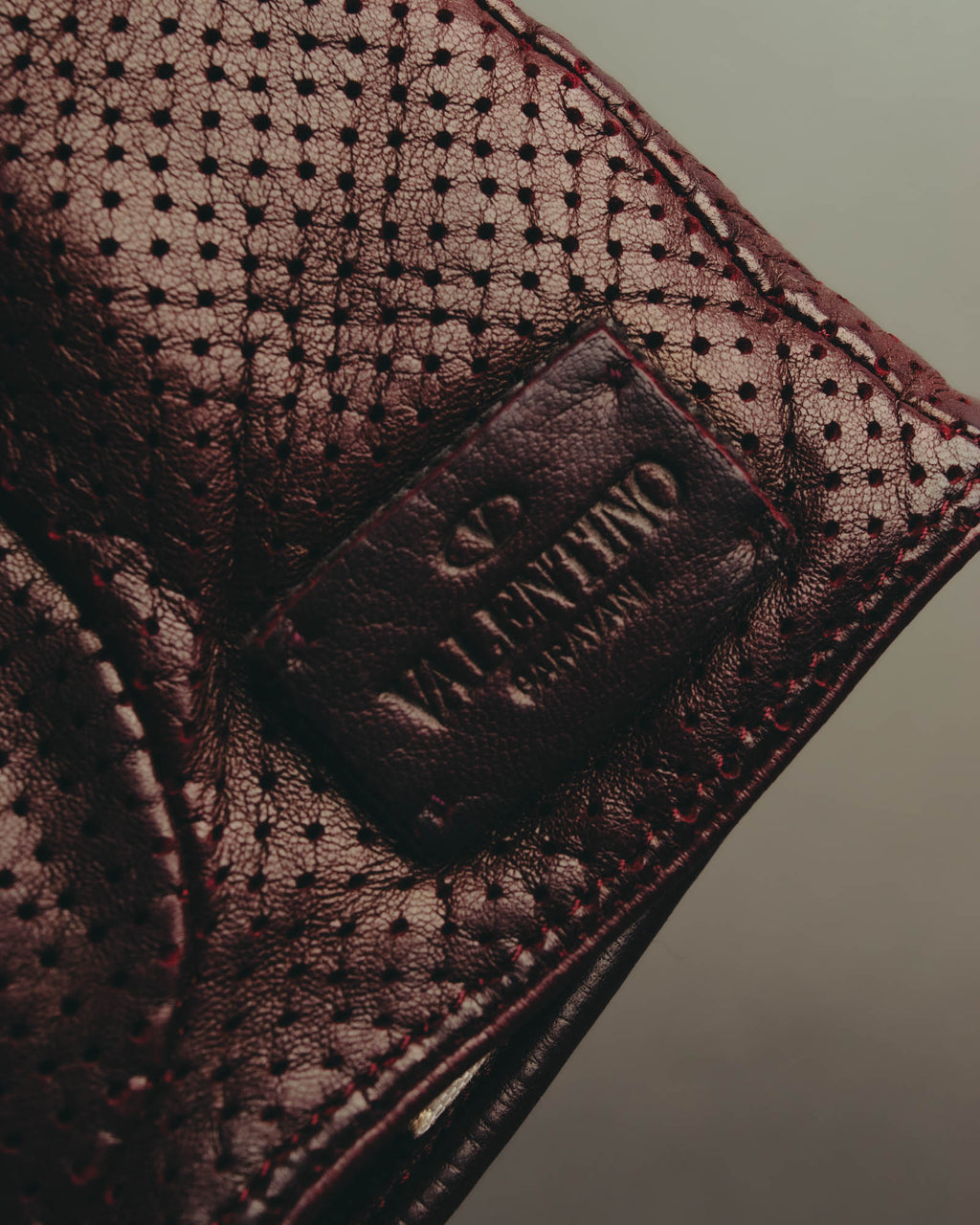 "VALENTINO GARAVANI" 2010's Burgundy perforated leather gloves