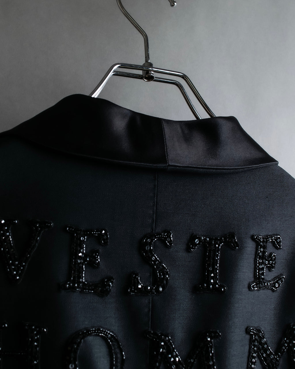 "GUCCI" Pre-Fall 2018 collection message embroidered shawl collar jacket