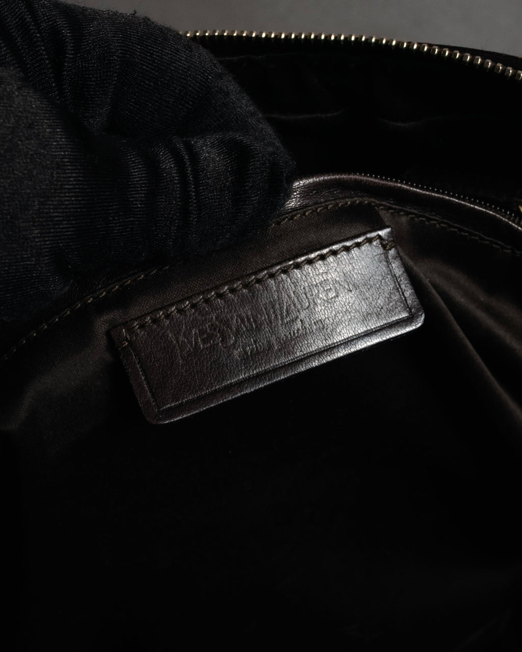 “Yves Saint Laurent rive gauche”
00’s Muse grained leather boston bag