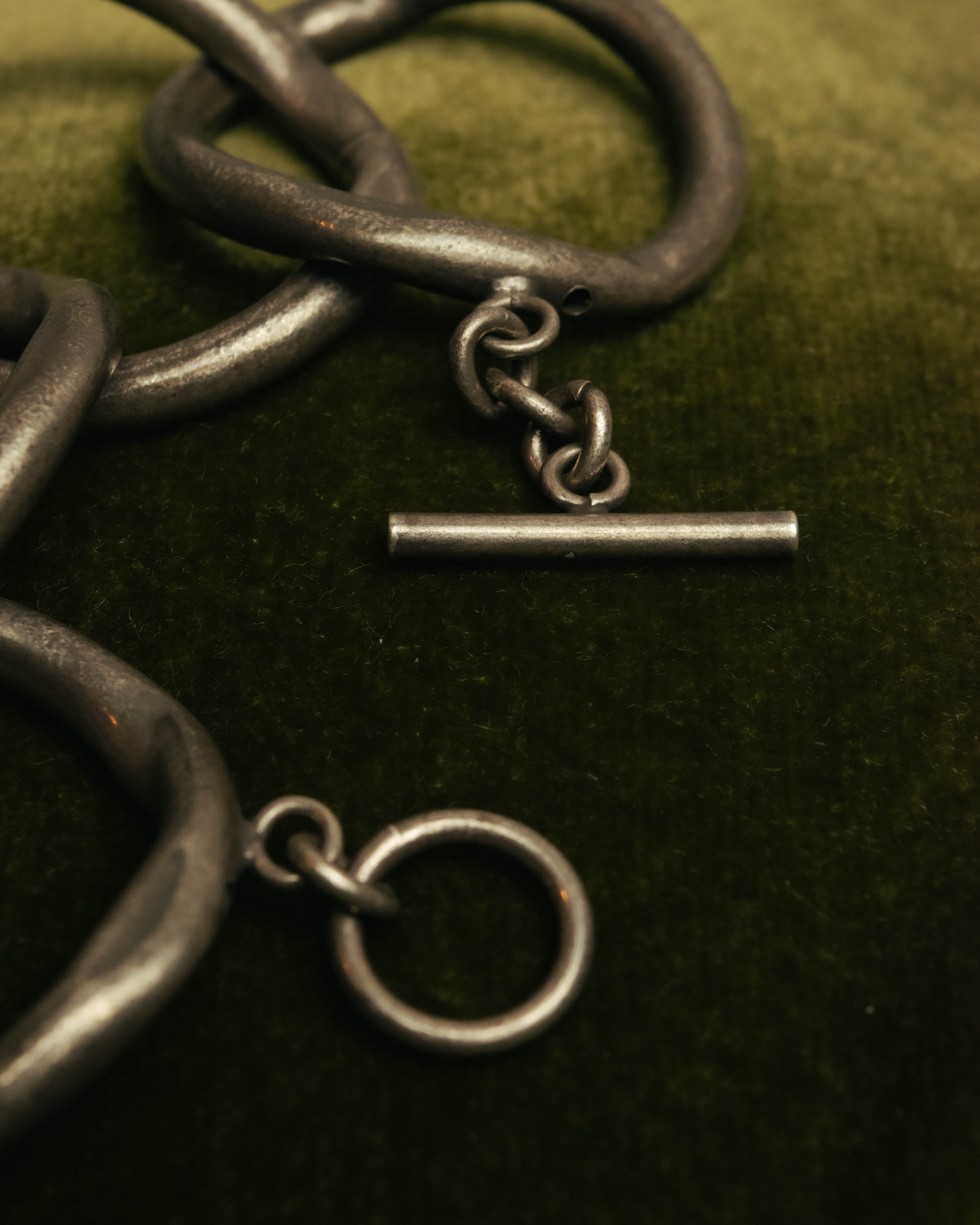 -SPECIAL- “Jean Paul Gaultier” 90’s-00’s sculptural gunmetal loop bracelet