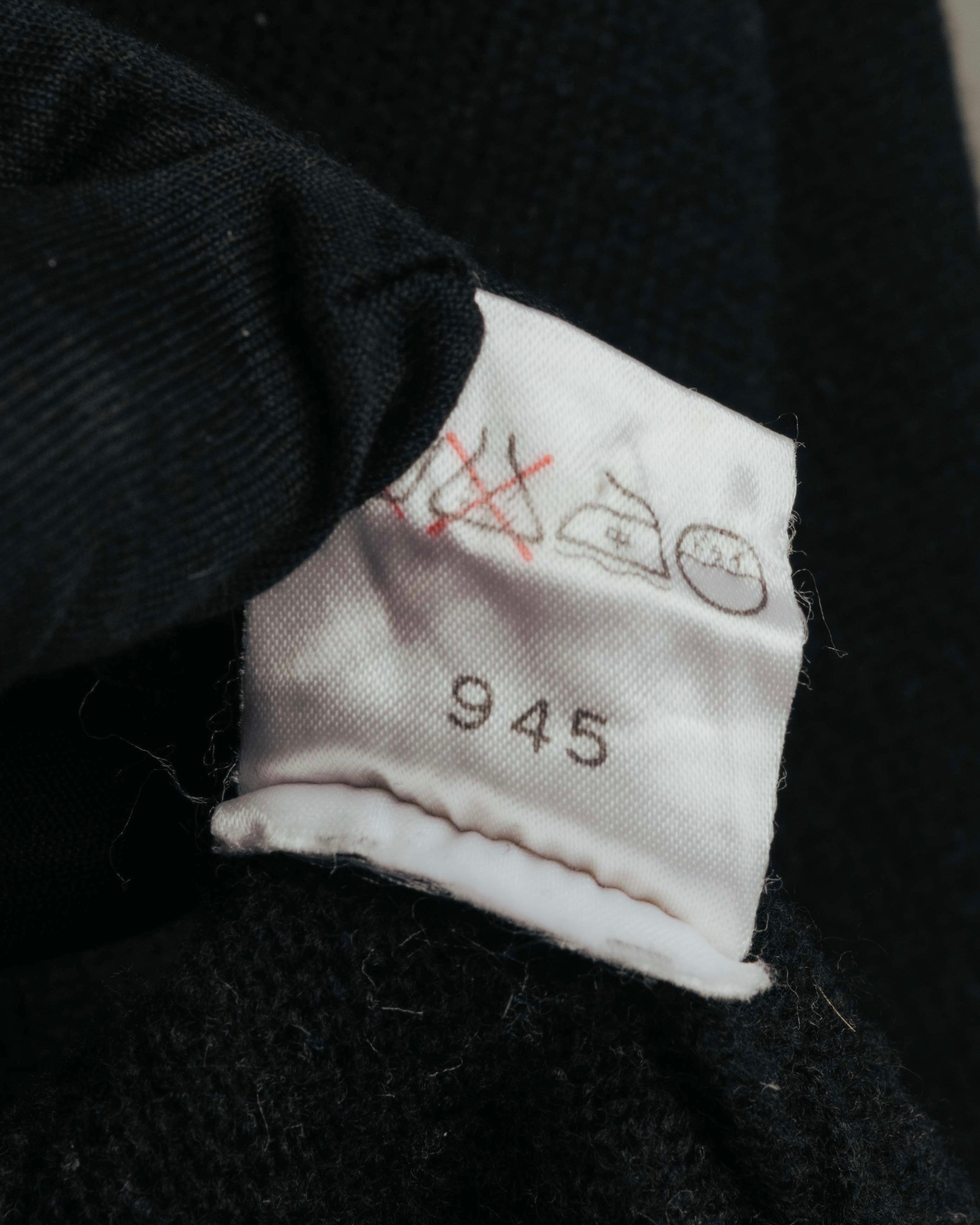 "Yves Saint Laurent" 80's-90's Minimal black wool v-neck sweater