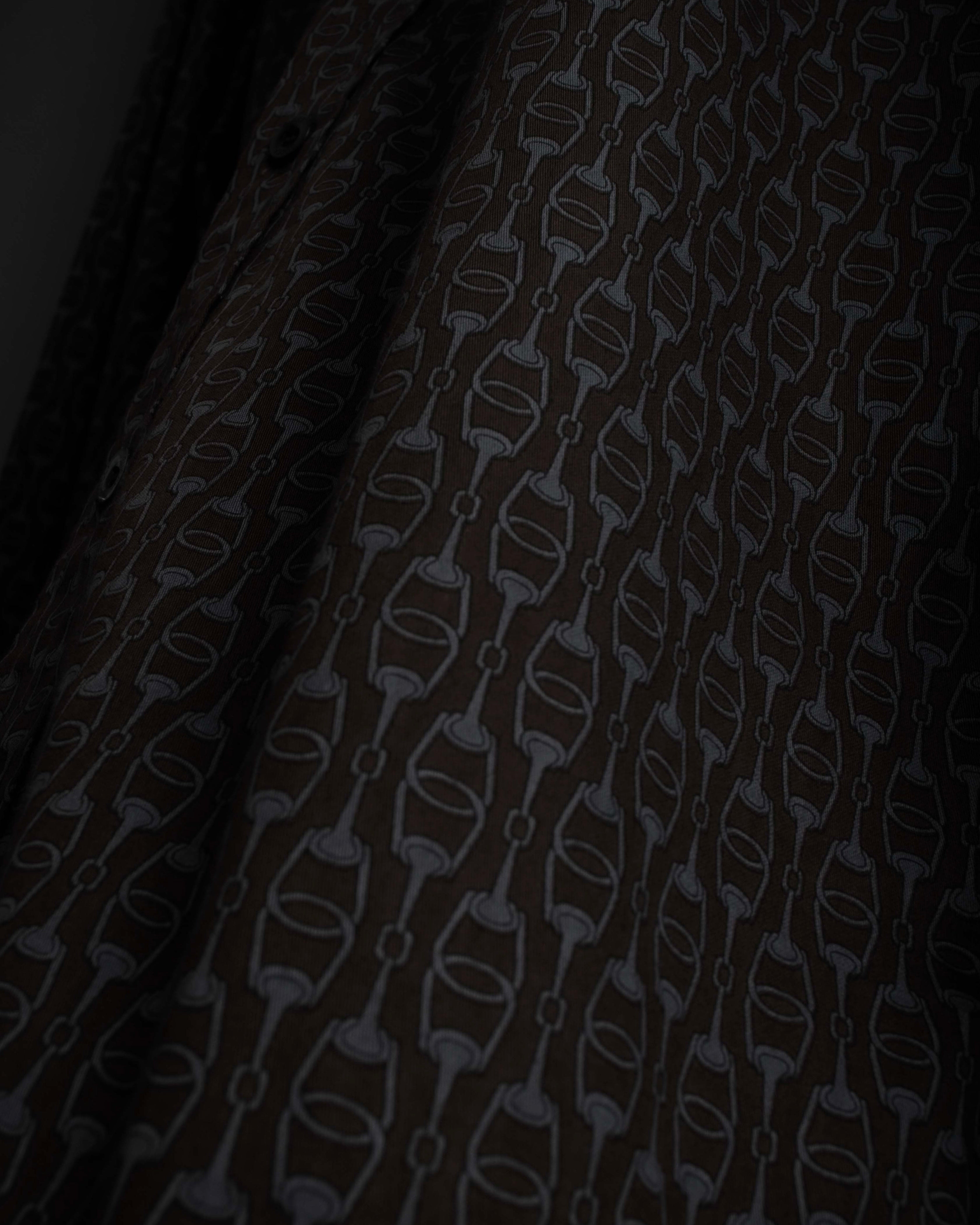 "GUCCI" Horsebit pattern shaped shirt