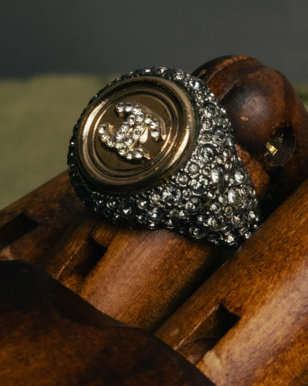 –SPECIAL– "CHANEL" 2021SS  Sparkling rhinestone cc ring