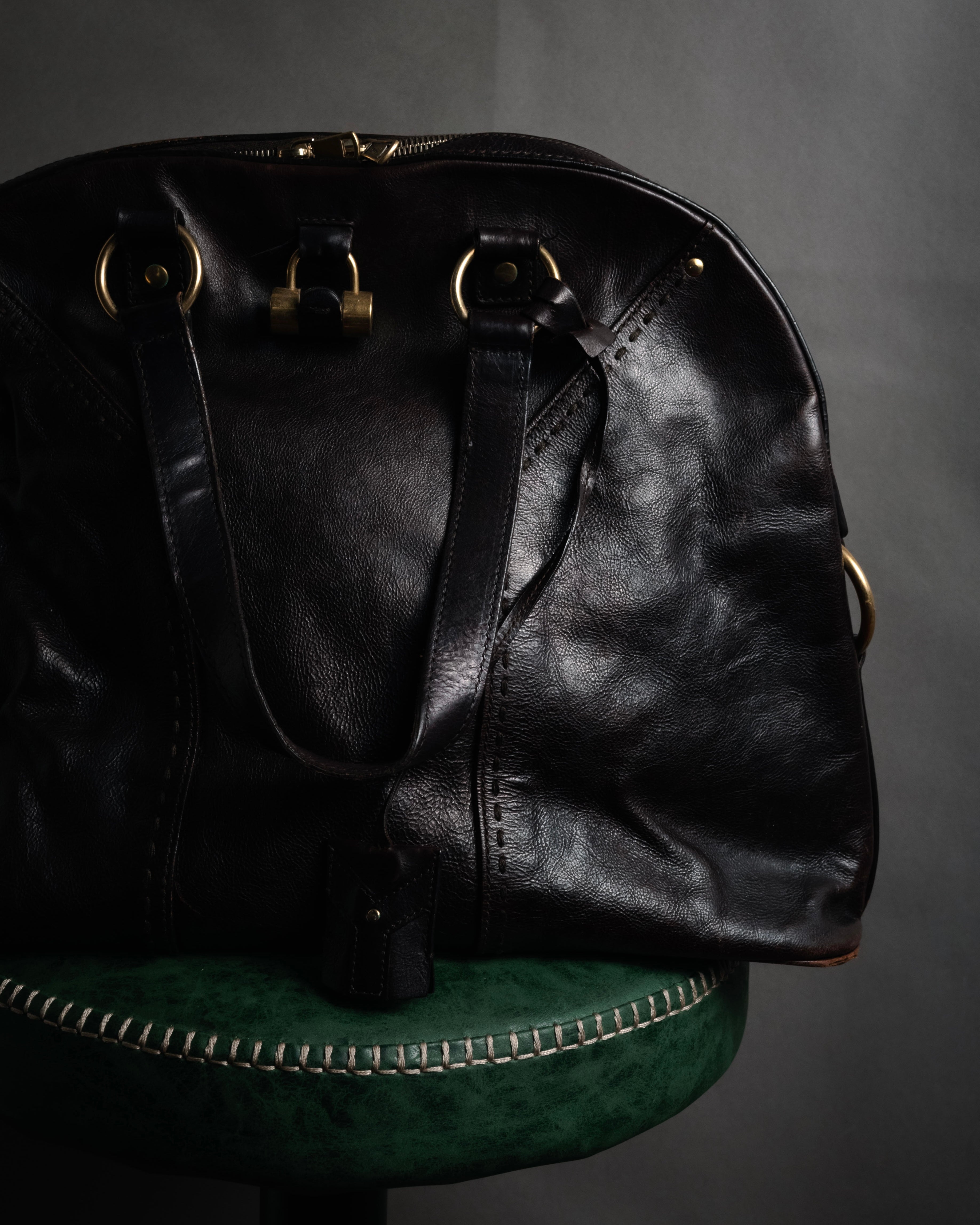 “Yves Saint Laurent rive gauche”
00’s Muse grained leather boston bag