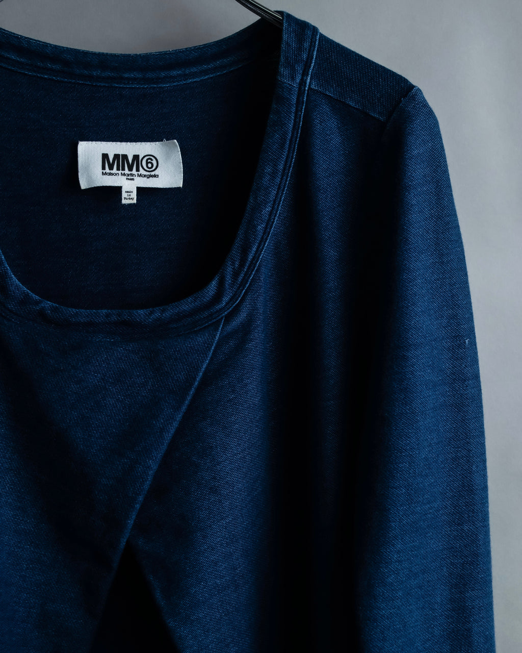 “MM6” front cut designed dennim long pull over