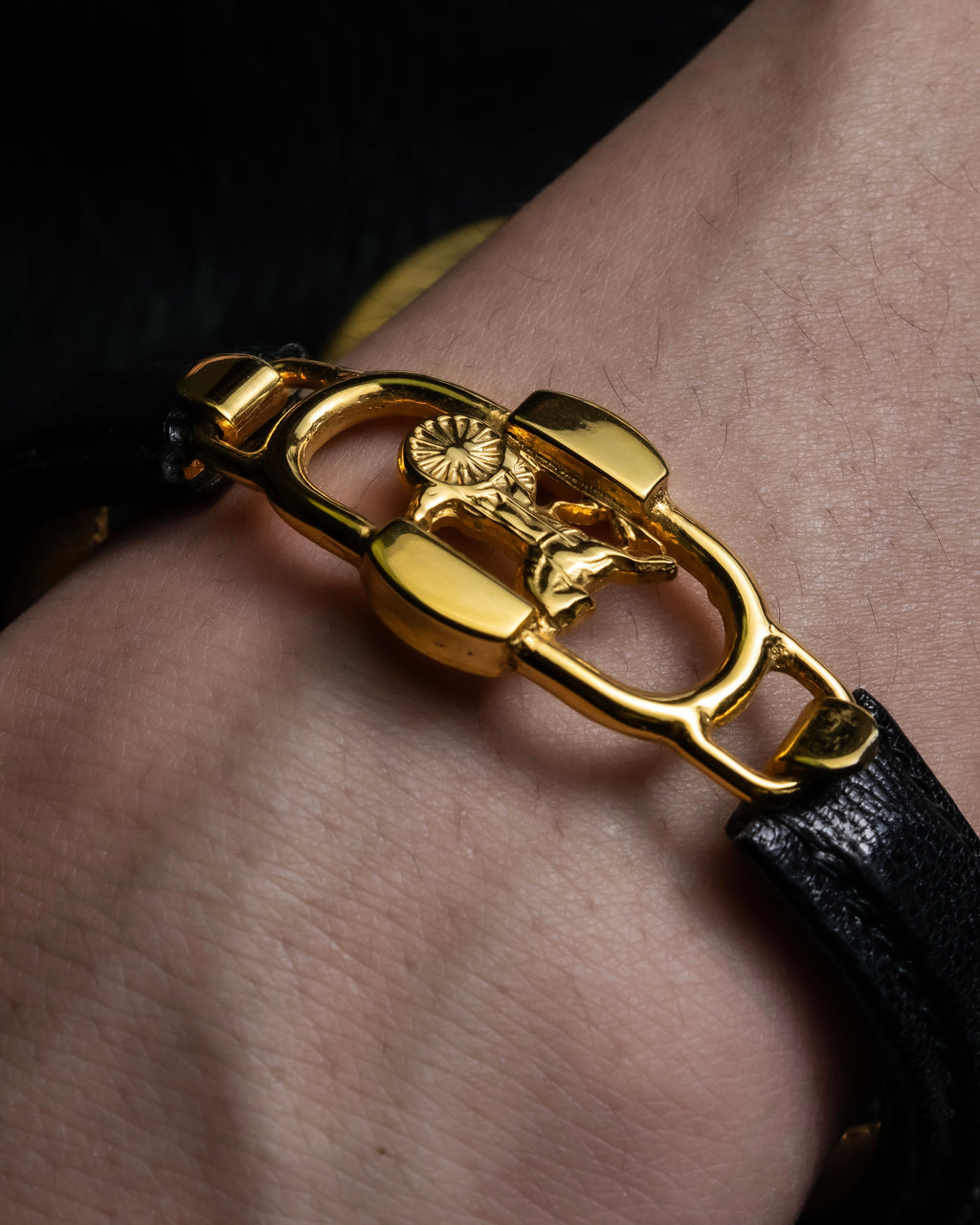 "CELINE" Horse-drawn carriage motif buckle leather bracelet