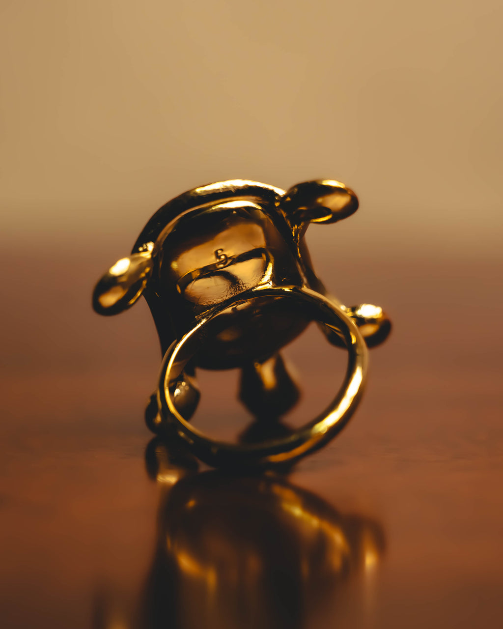 "CELINE" 80's-90's Sculptural turtle motif ring