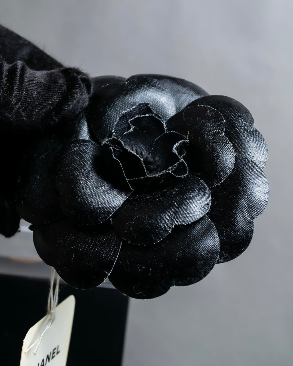 "CHANEL" Deep black camellia brooch