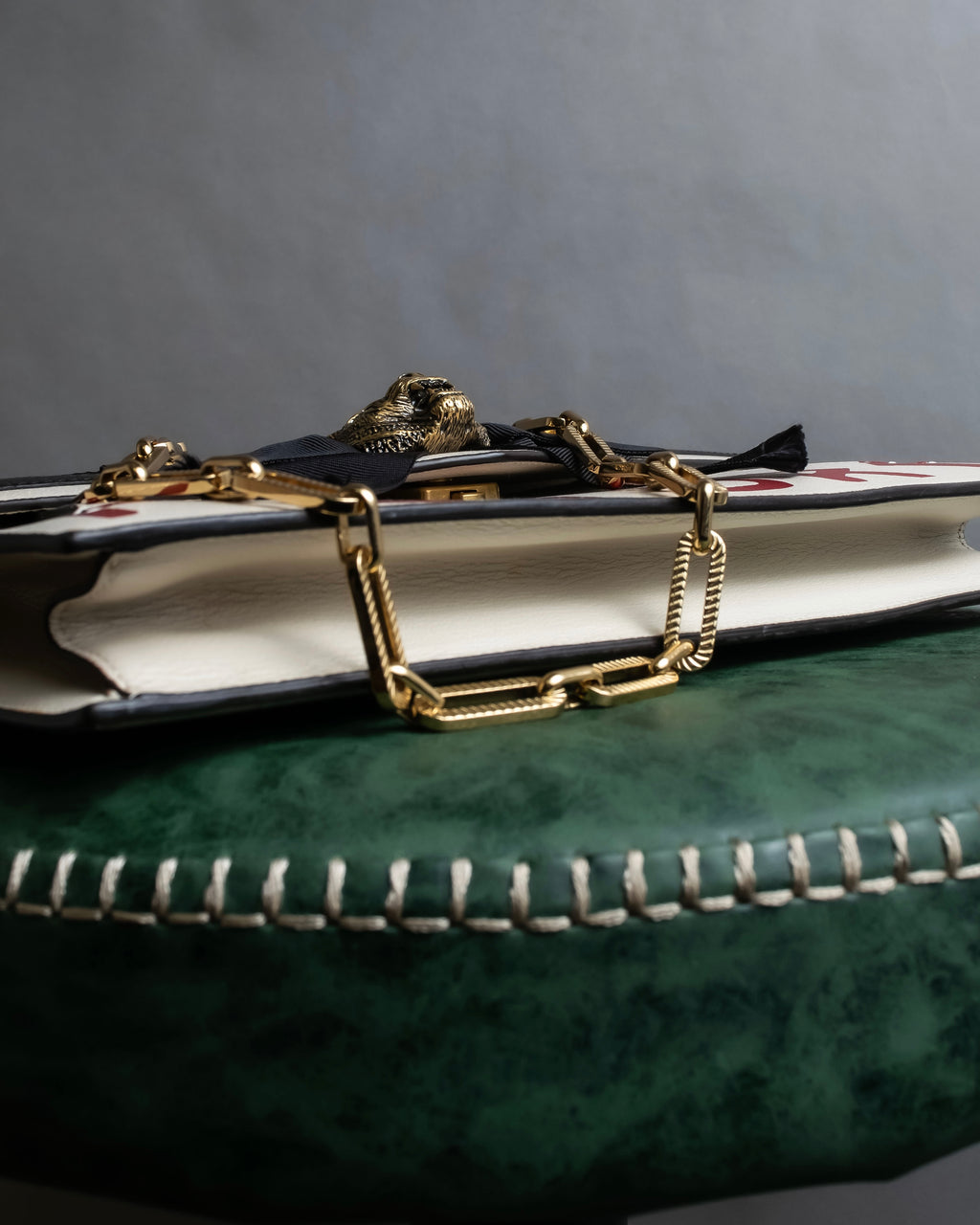 "GUCCI" 18SS Tiger head motif chain shoulder 2way bag