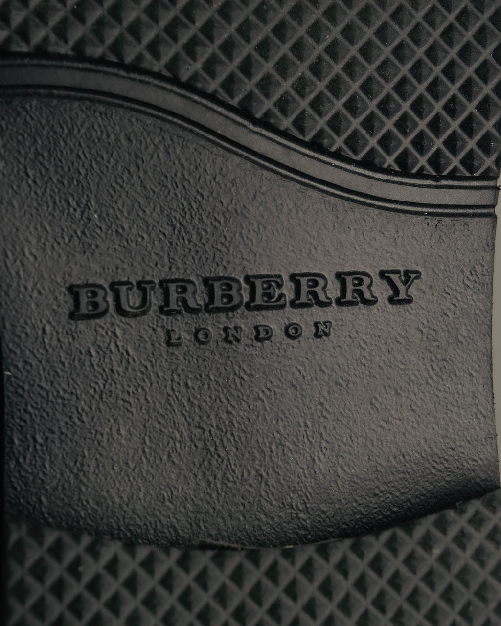 “Burberry London” 00’s-10’s Black leather penny loafers