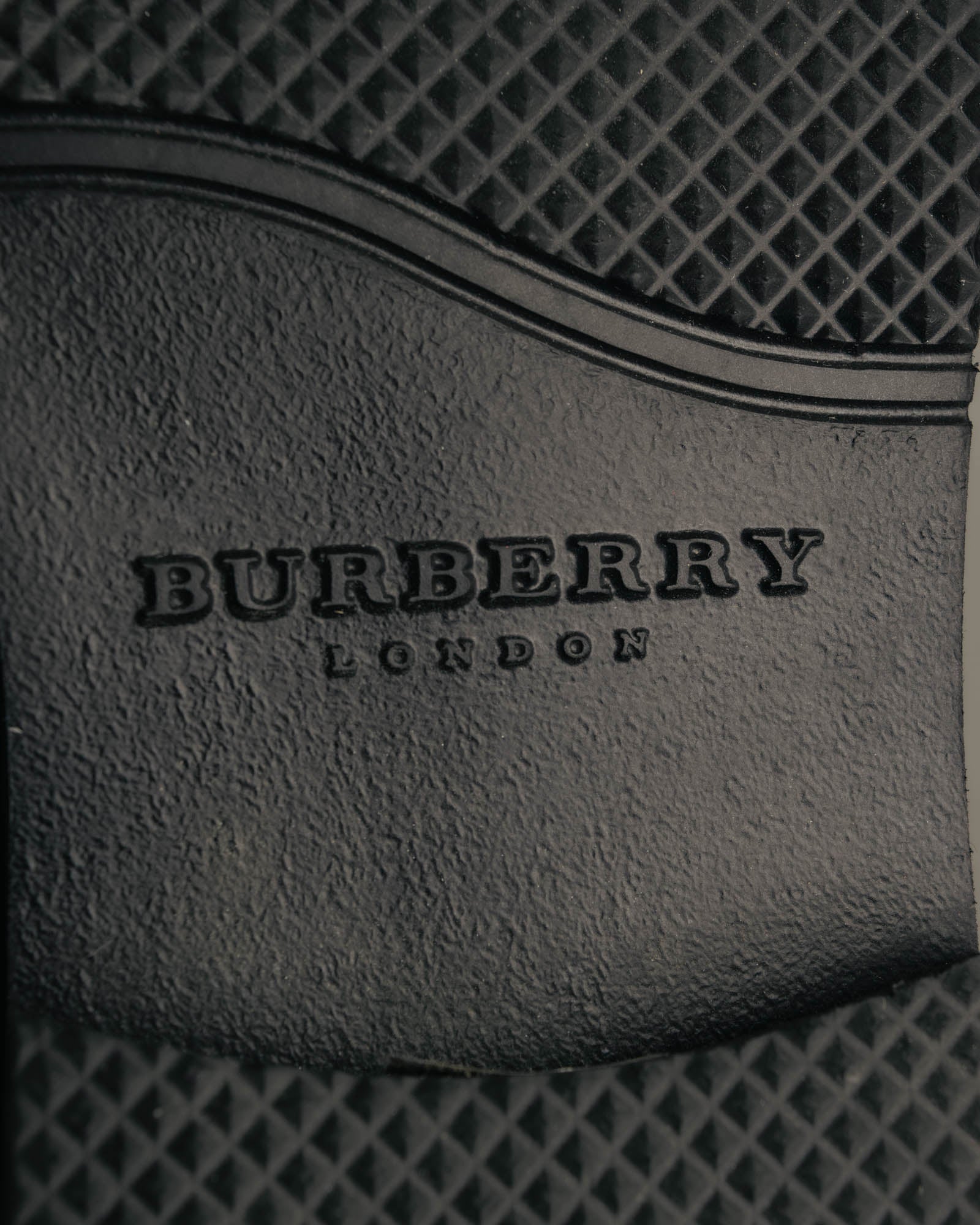 “Burberry London” 00’s-10’s Black leather penny loafers