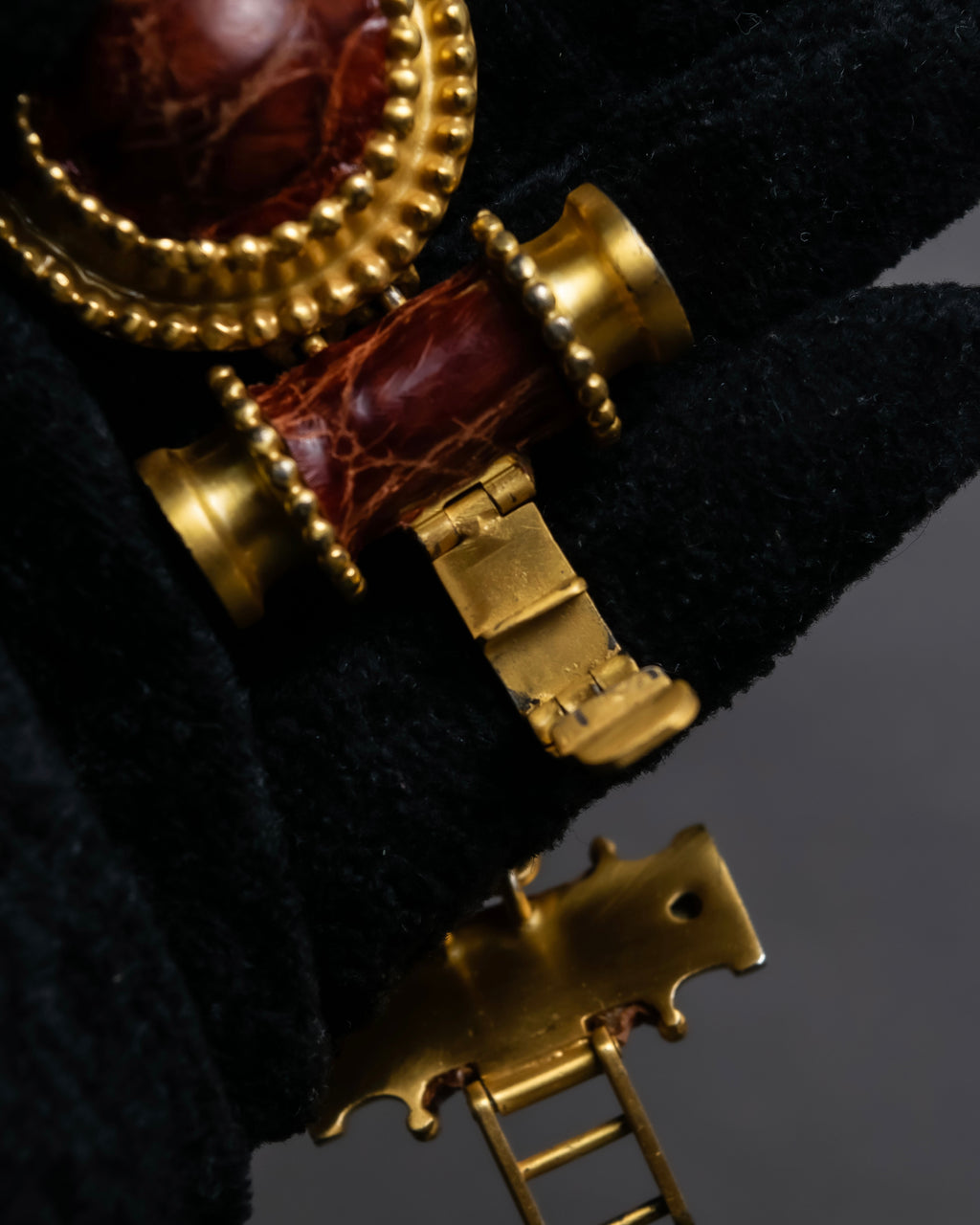 "LOEWE" Gold metal dome motif bracelet