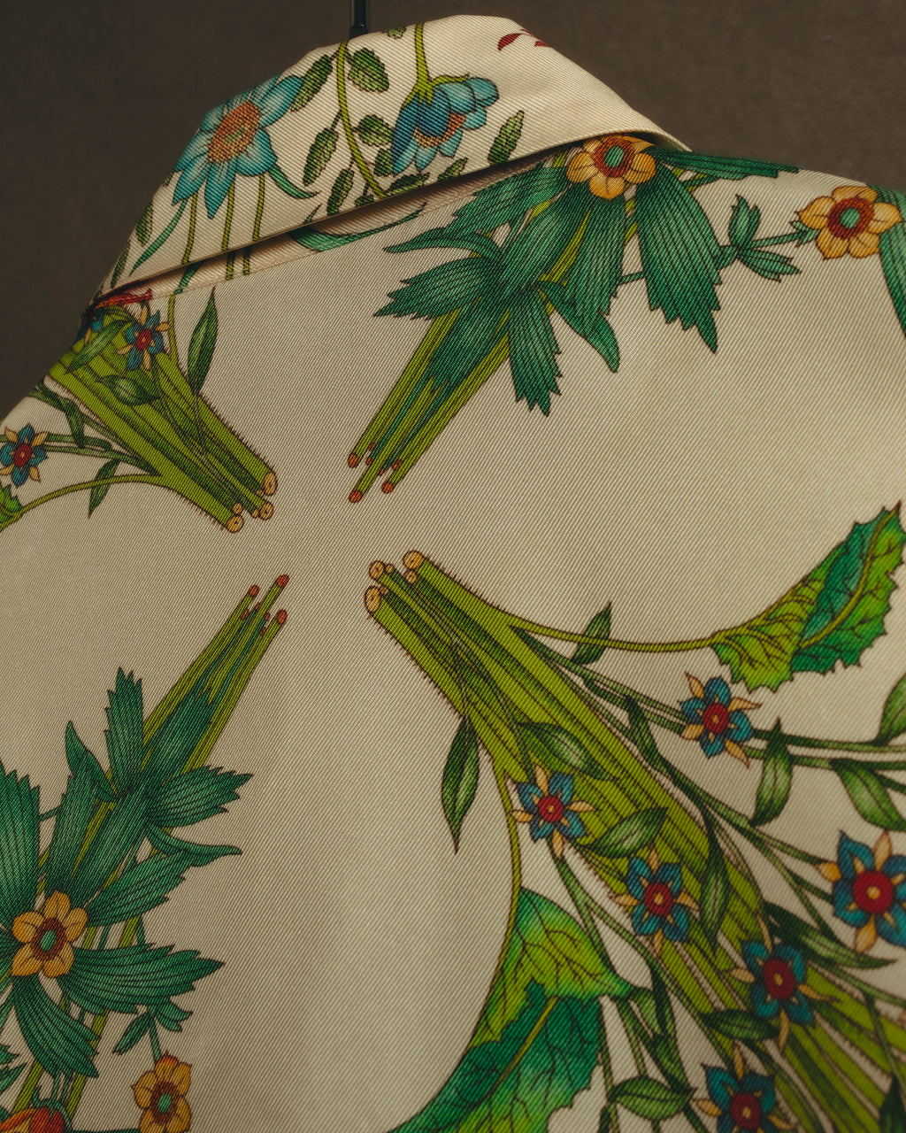 -SPECIAL- “GUCCI” 2015-2022 Botanical printed silk shirt