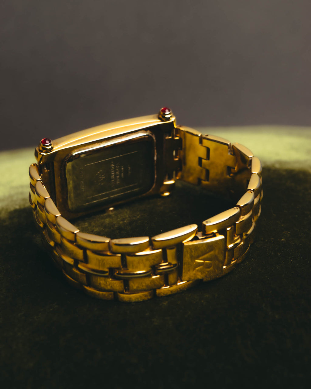 "VALENTINO ROLENTA" 90's-00's Decorative rhinestone quartz watch