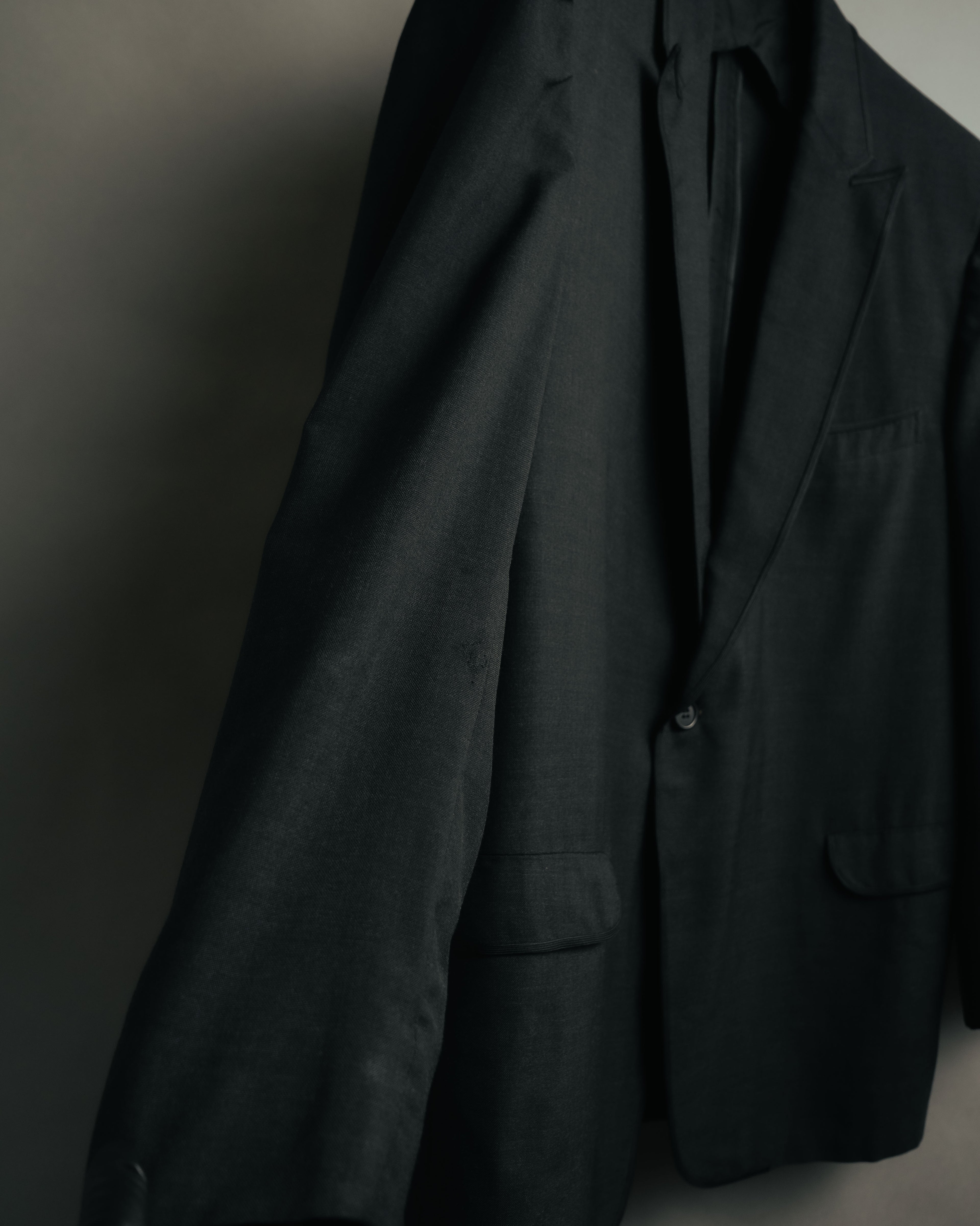 -MOOD Vintage Collections-
70’s-80’s Piping formal tailored jacket