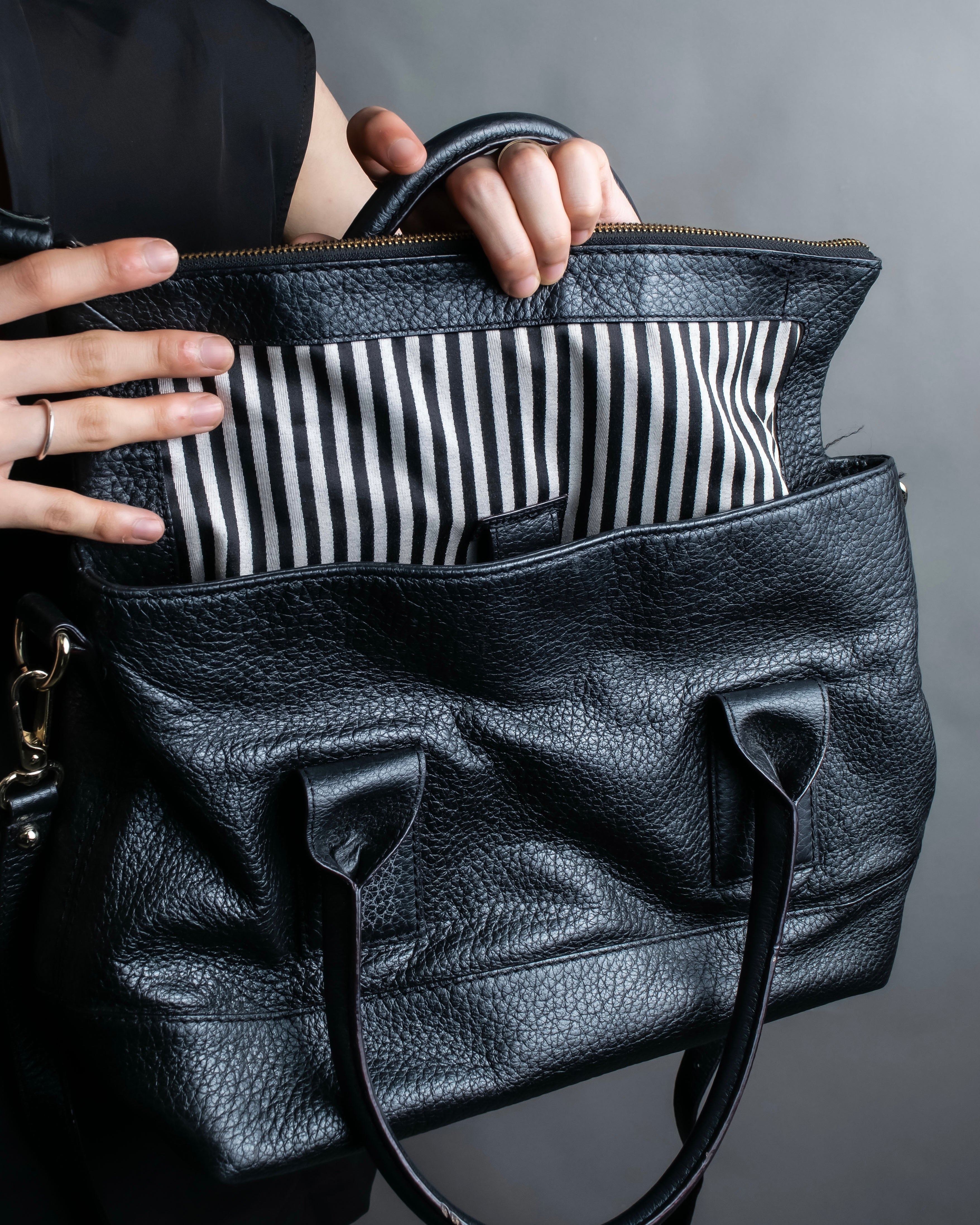 “Kate Spade” Southport Avenue Carmen 2-way handbag