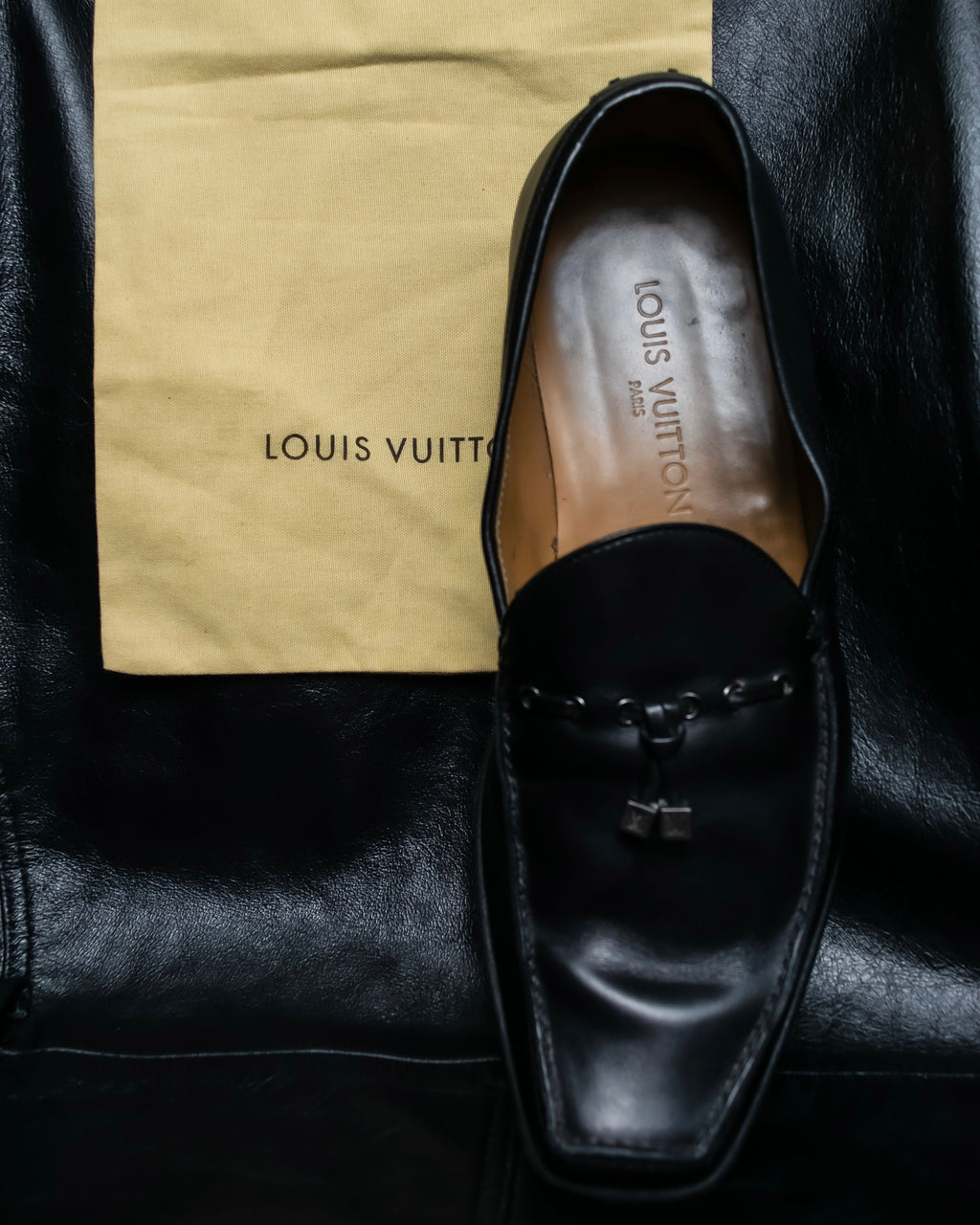 “Louis Vuitton” beautiful leather tasseled loafer