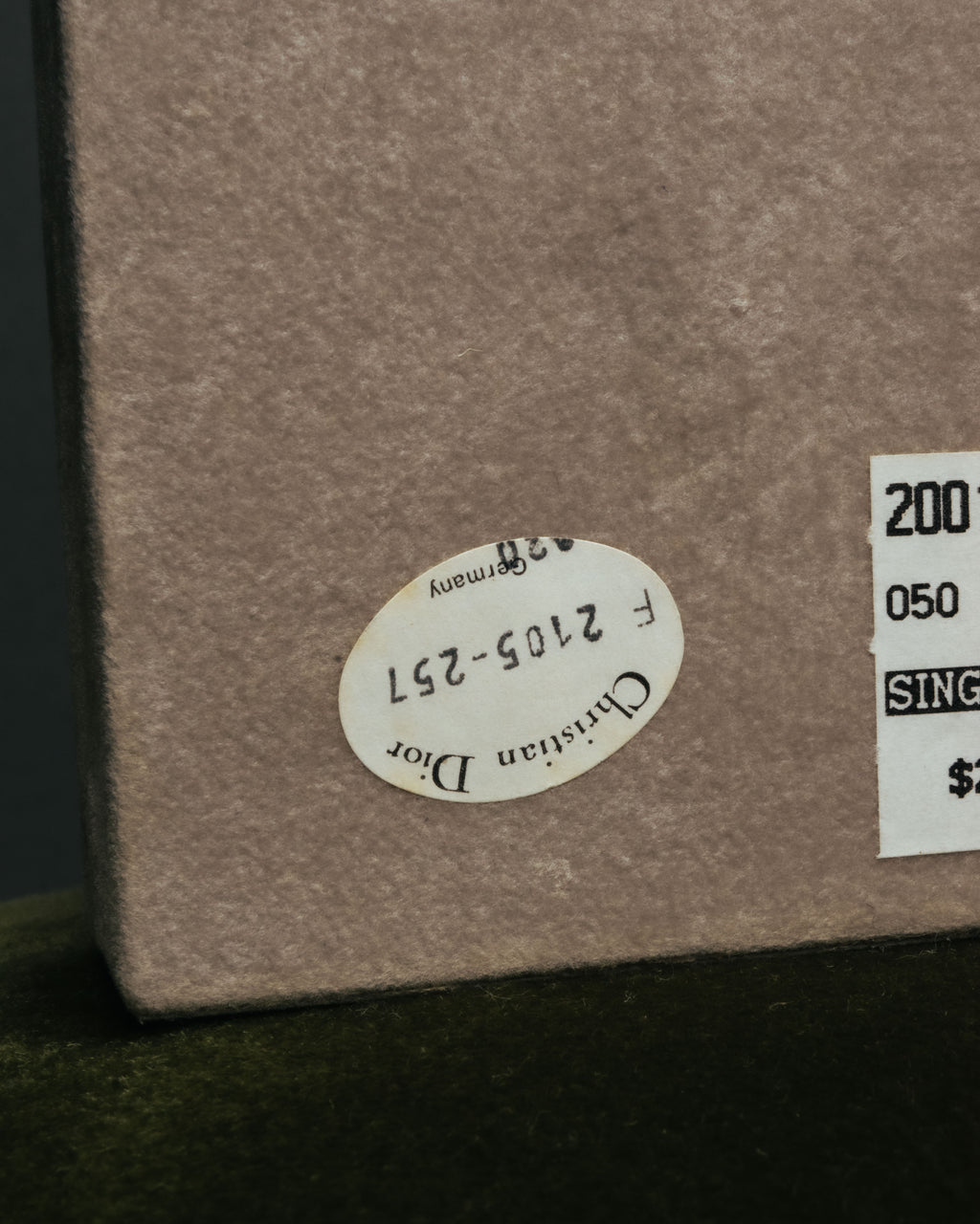 “Christian Dior” 80’s-90’s Laurel rope motif D logo earrings