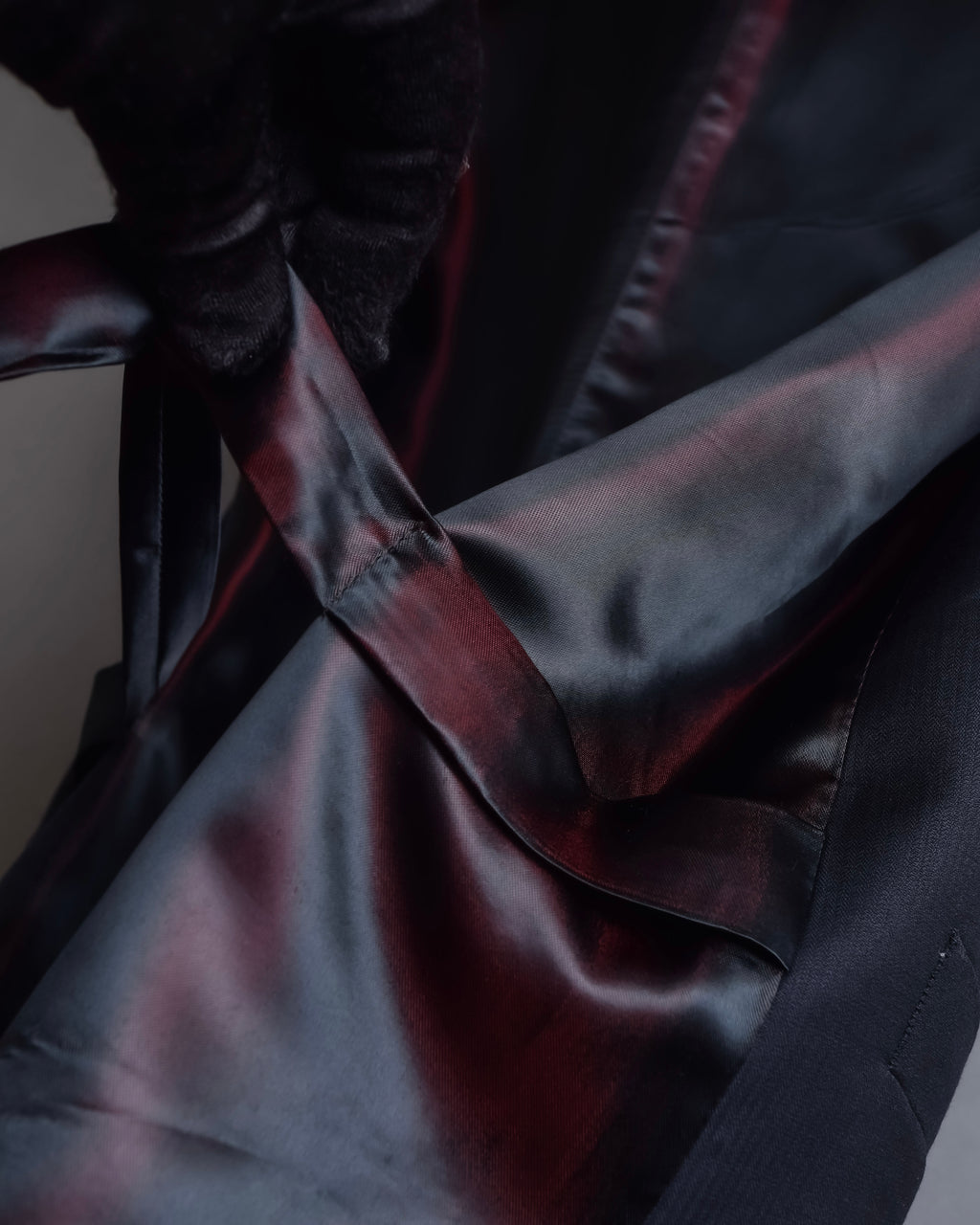 "GIORGIO ARMANI" Deep satin backed tailored wool vest