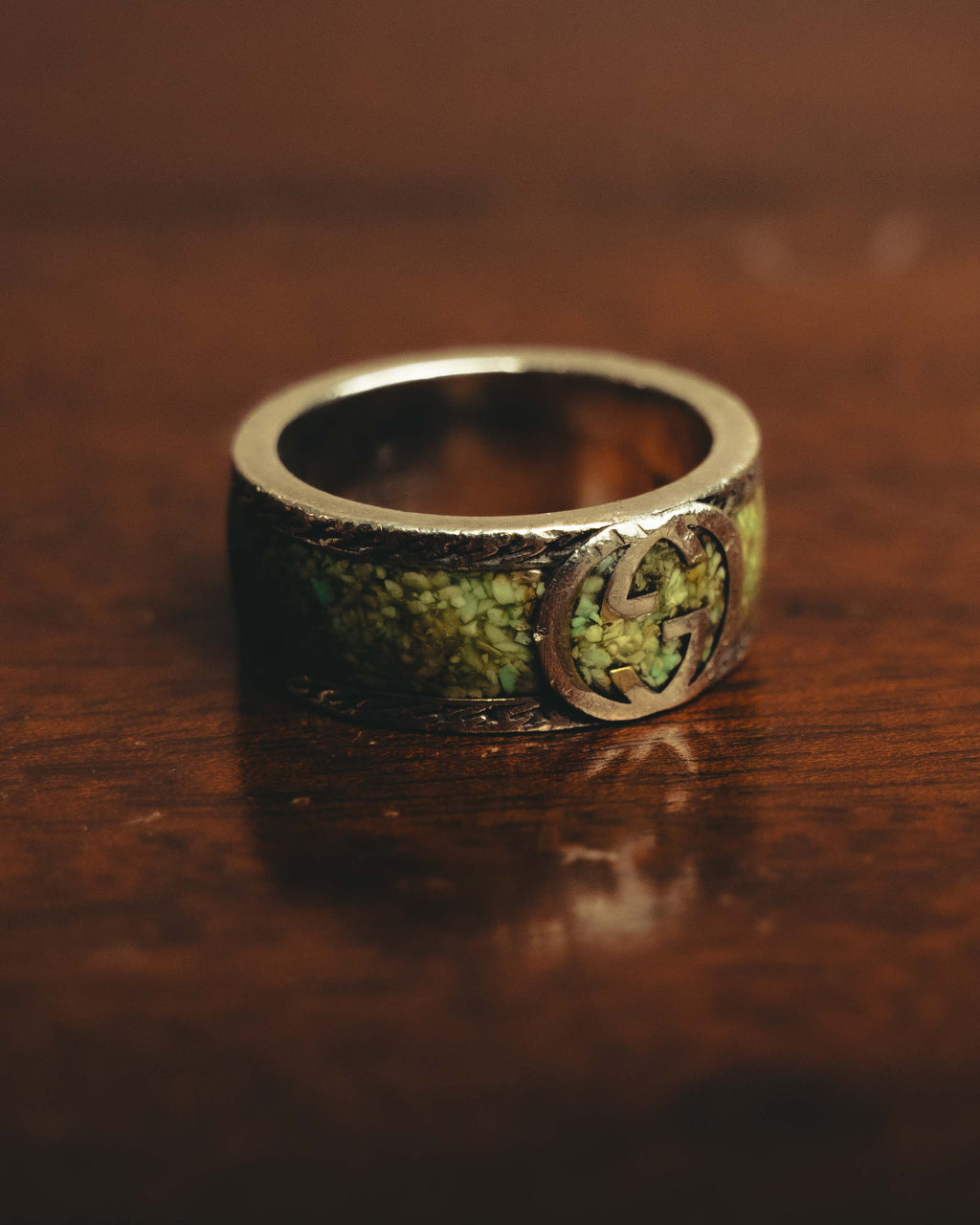 "GUCCI" 20's Ornate green inlay wide band ring