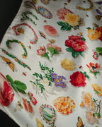 “GUCCI” 80’s-90’s Floral logo silk scarf
