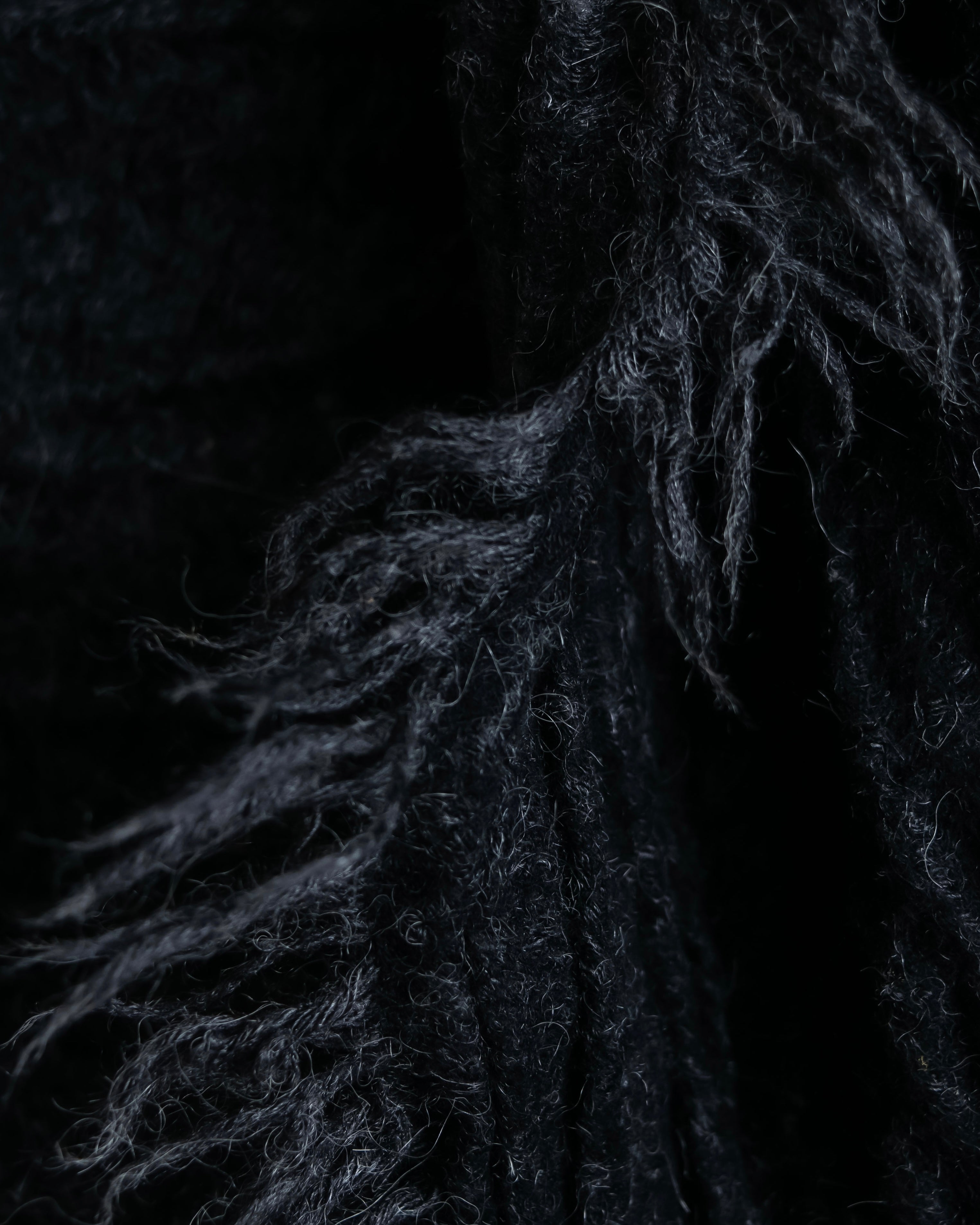 "GUCCI" Tom Ford period random pleats fringe stole