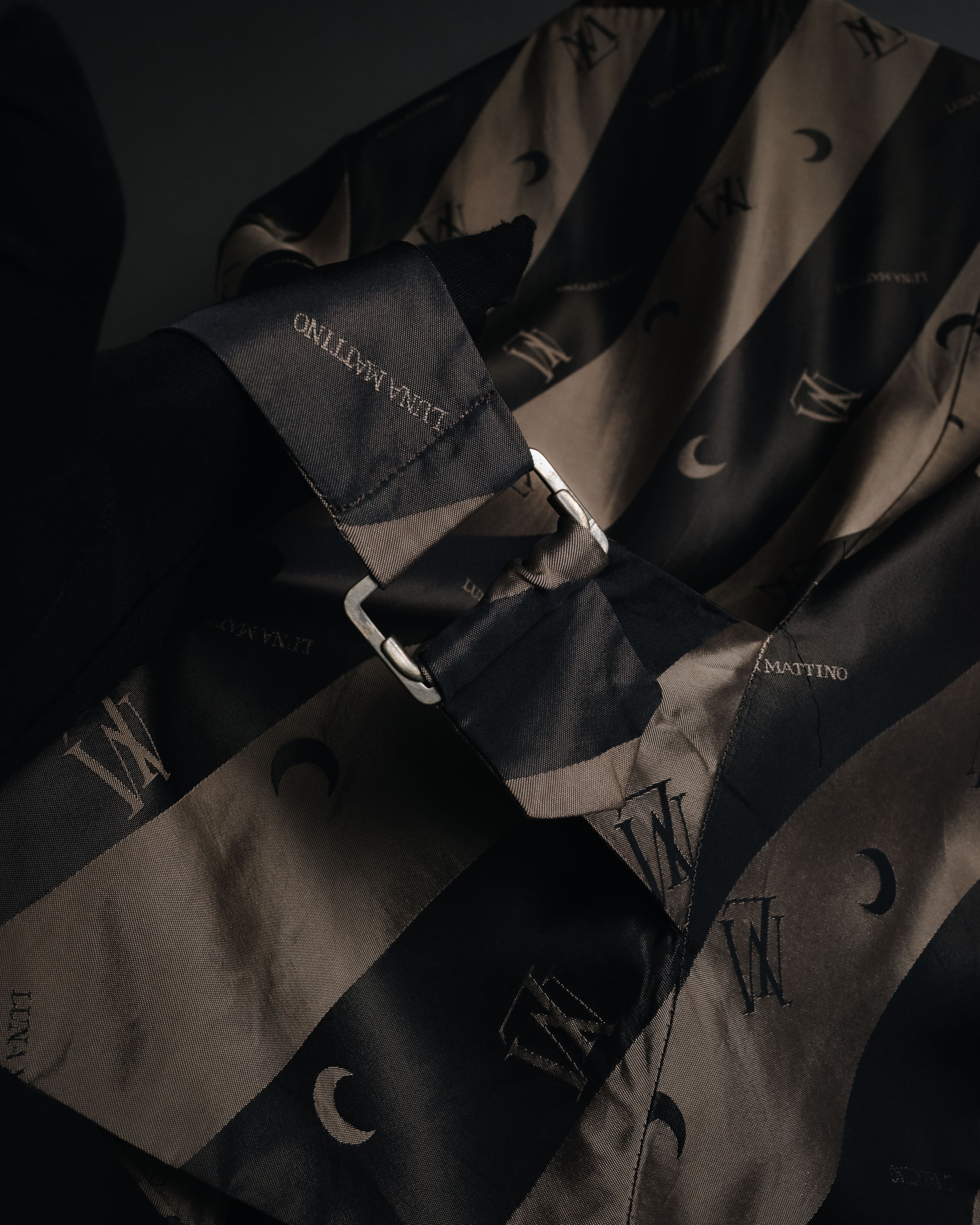 "LUNA MATTINO" 90’s Crushed velvet pointed hem vest