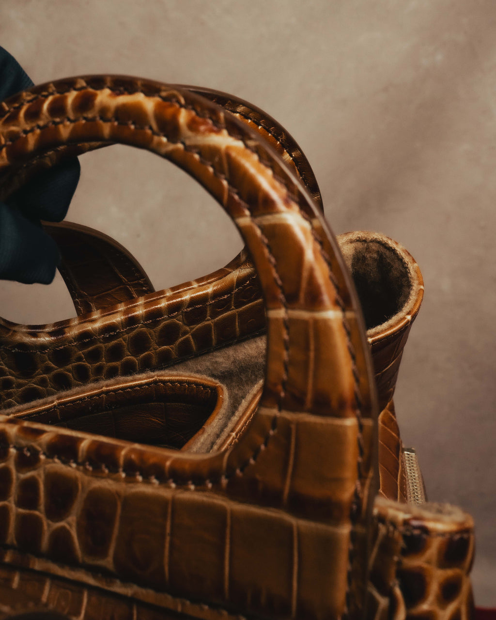 “Max Mara” 00’s-20’s crocodile-embossed 2way backpack